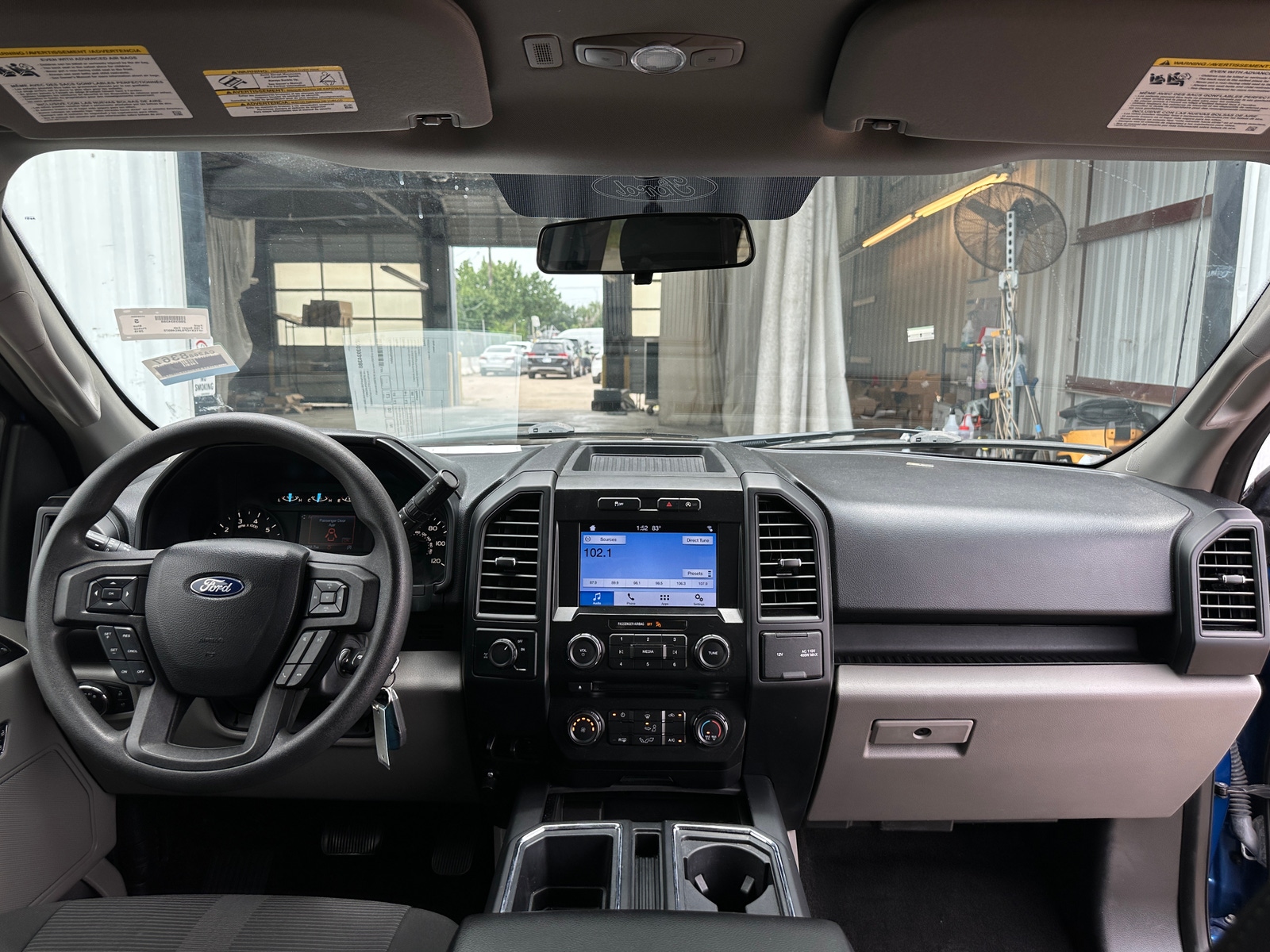 Thumbnail: 2018 Ford Econoline - 3