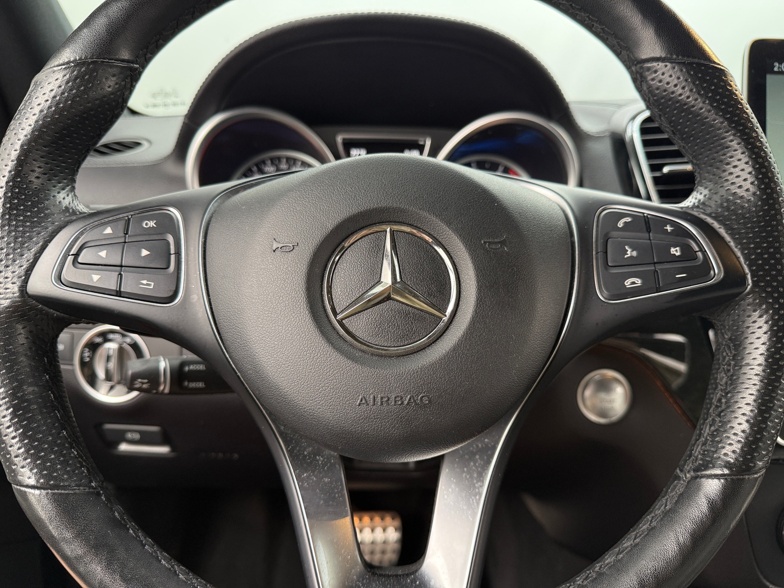 Thumbnail: 2019 Mercedes-Benz GLE - 4