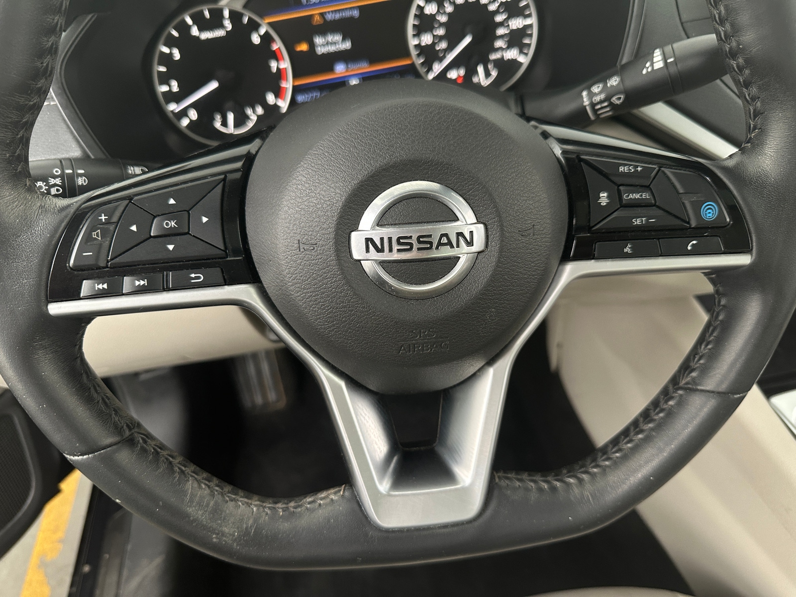 Thumbnail: 2019 Nissan Altima - 5