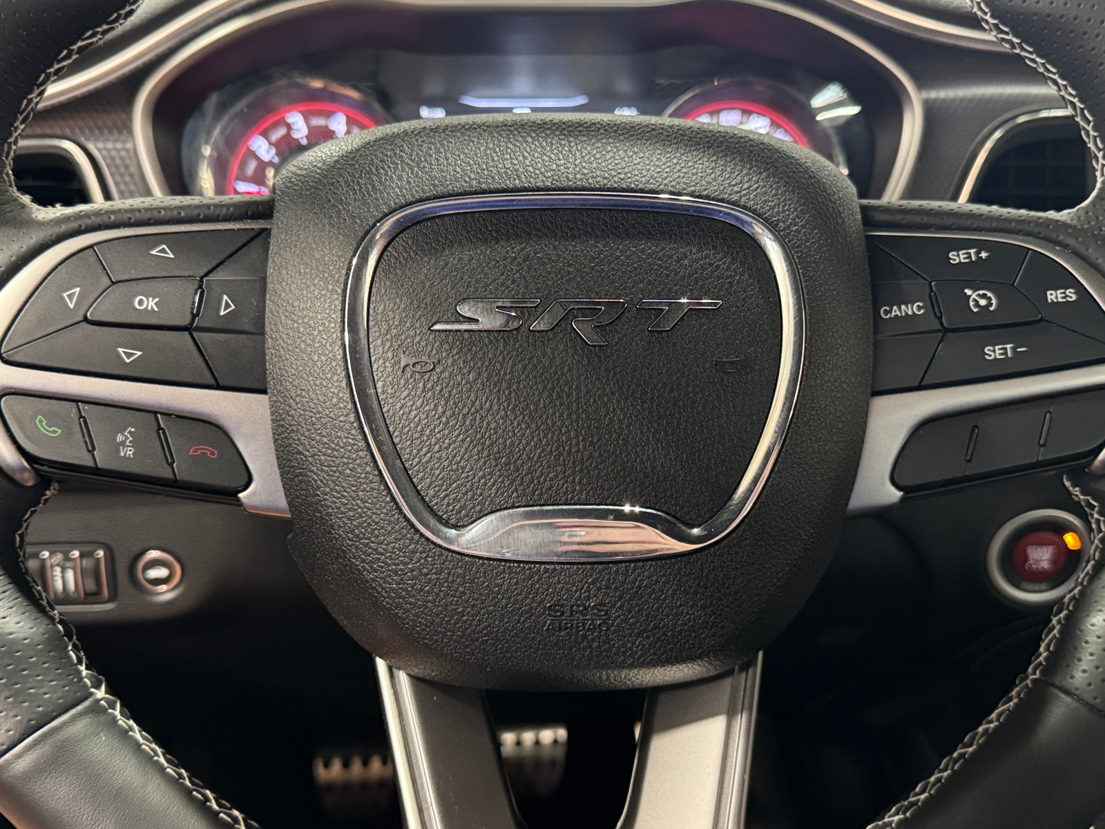 Thumbnail: 2016 Dodge Challenger - 3