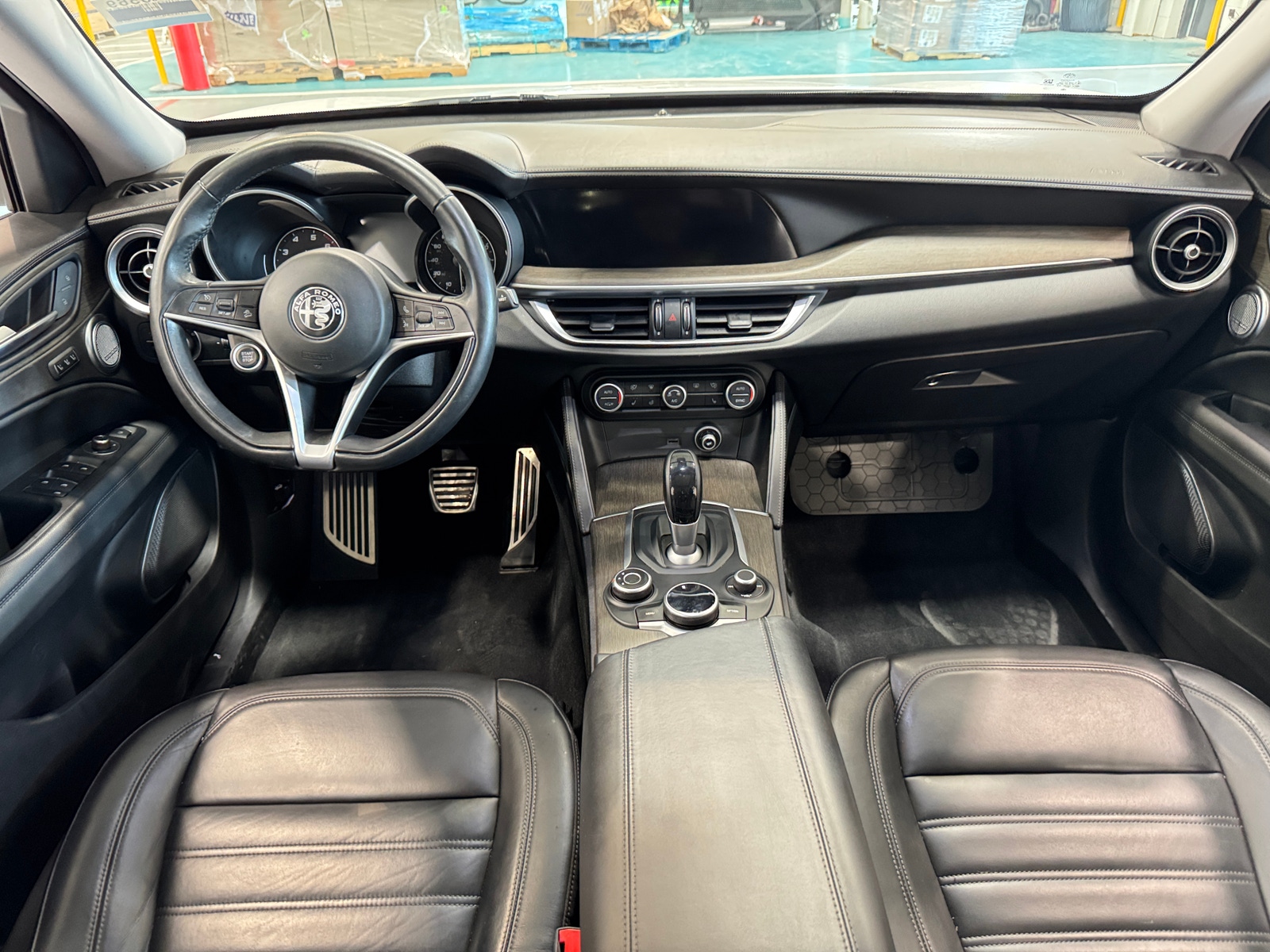 Thumbnail: 2019 Alfa Romeo Stelvio - 2