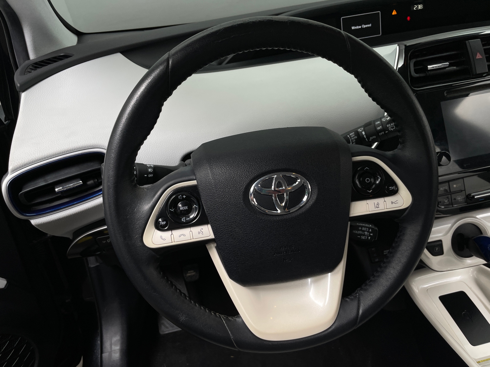 Thumbnail: 2017 Toyota Prius - 4
