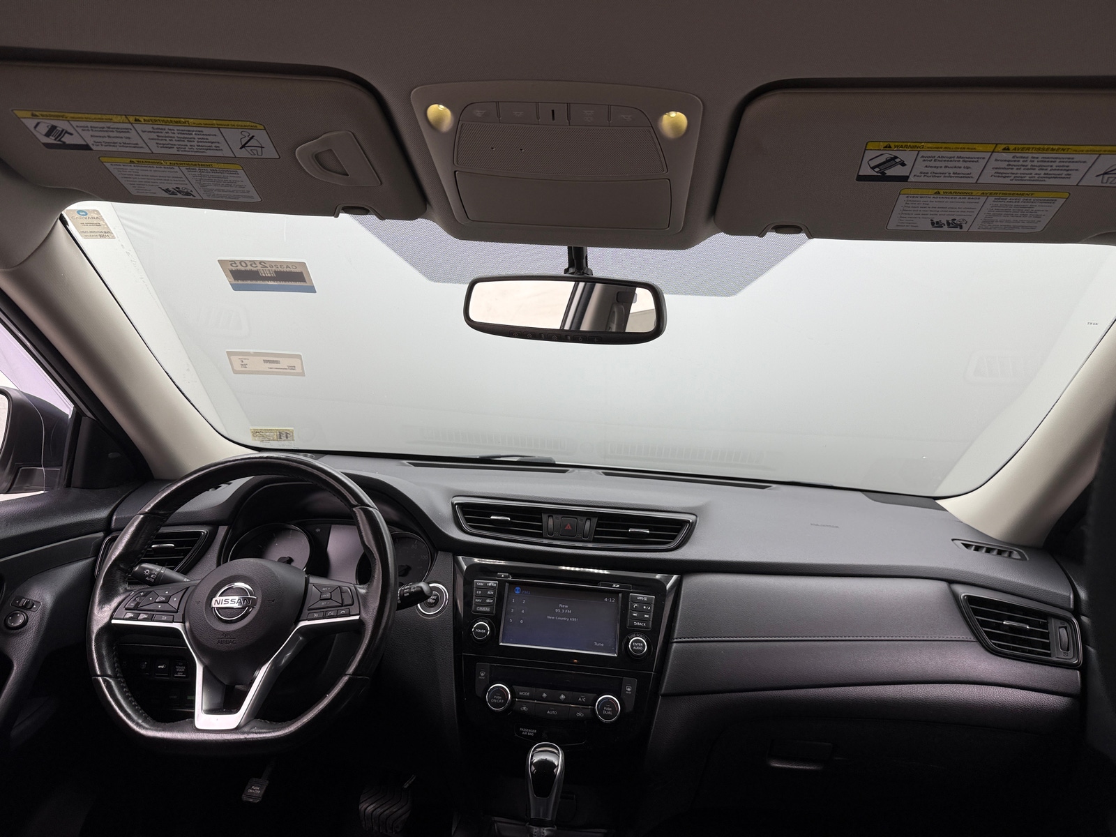 Thumbnail: 2017 Nissan Rogue - 3