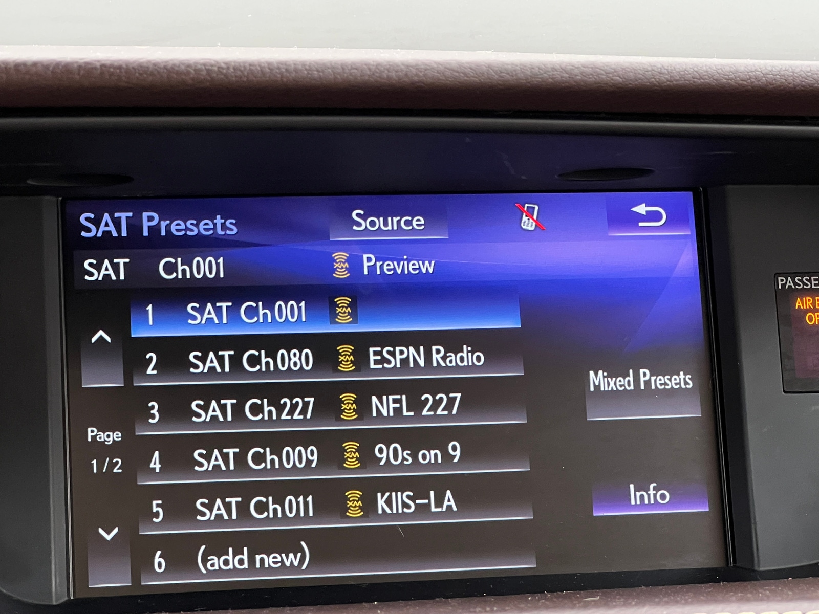 Thumbnail: 2018 Lexus ES - 3
