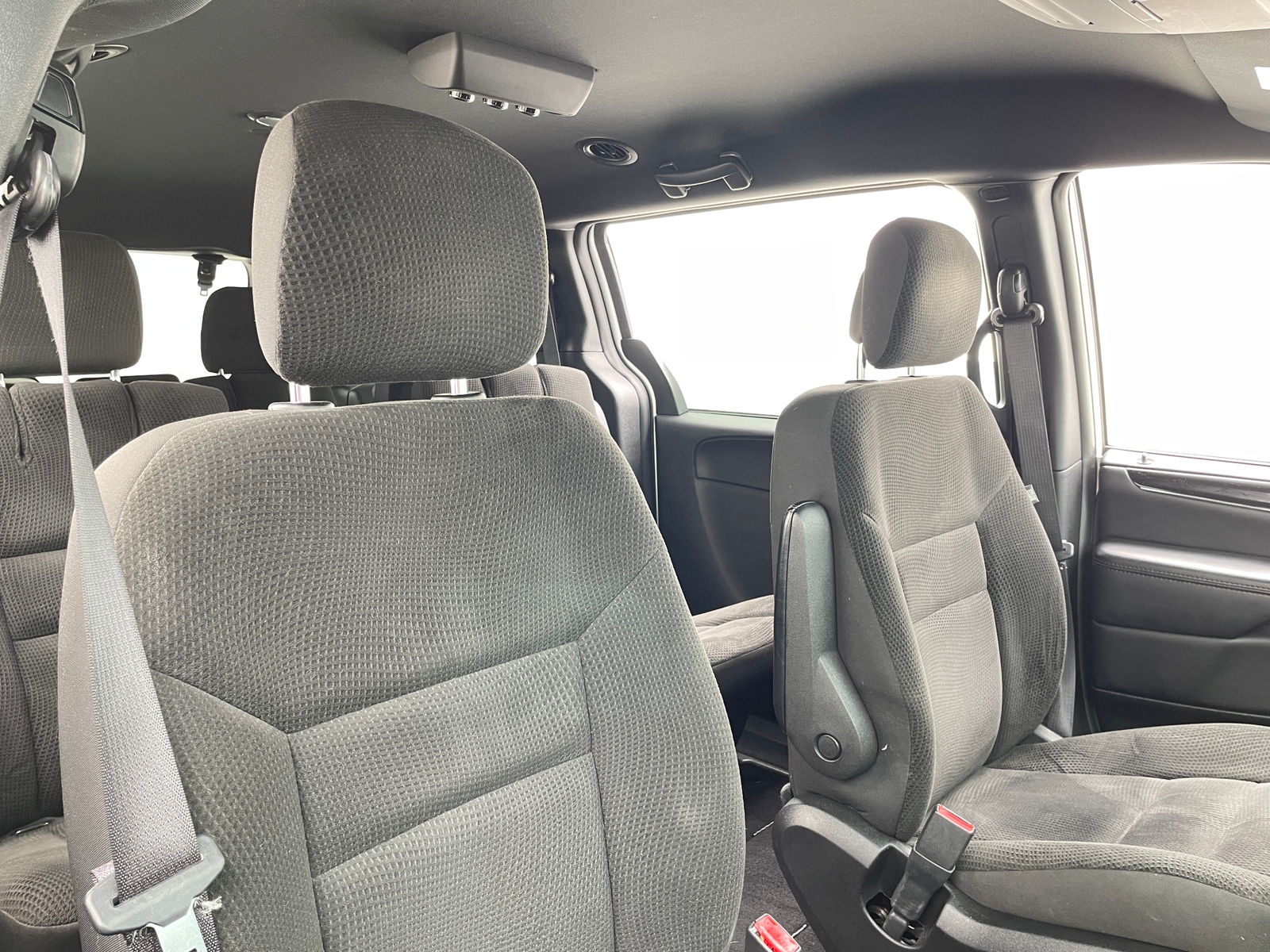 Thumbnail: 2019 Dodge Grand Caravan - 2