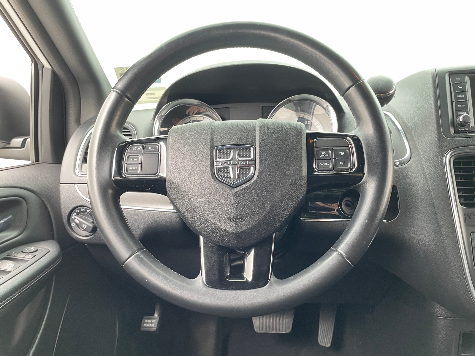 Thumbnail: 2019 Dodge Grand Caravan - 5