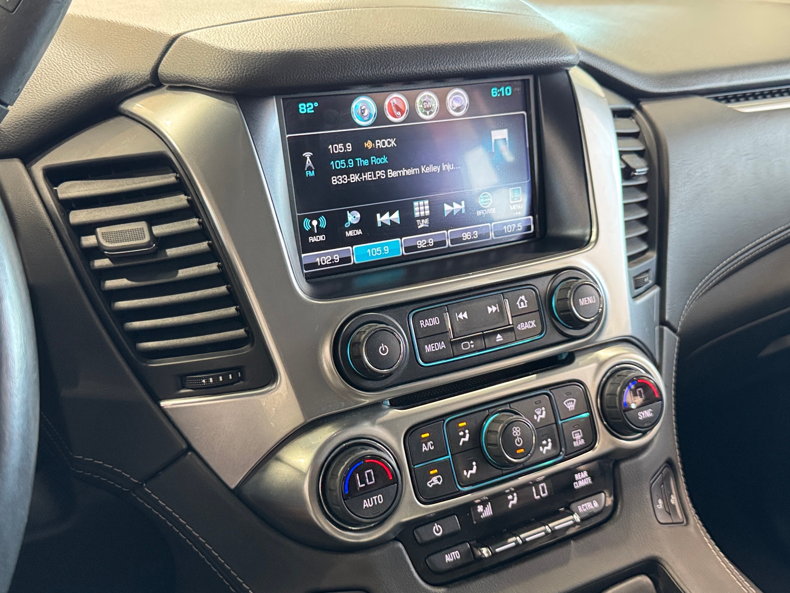 Thumbnail: 2019 Chevrolet Tahoe - 3