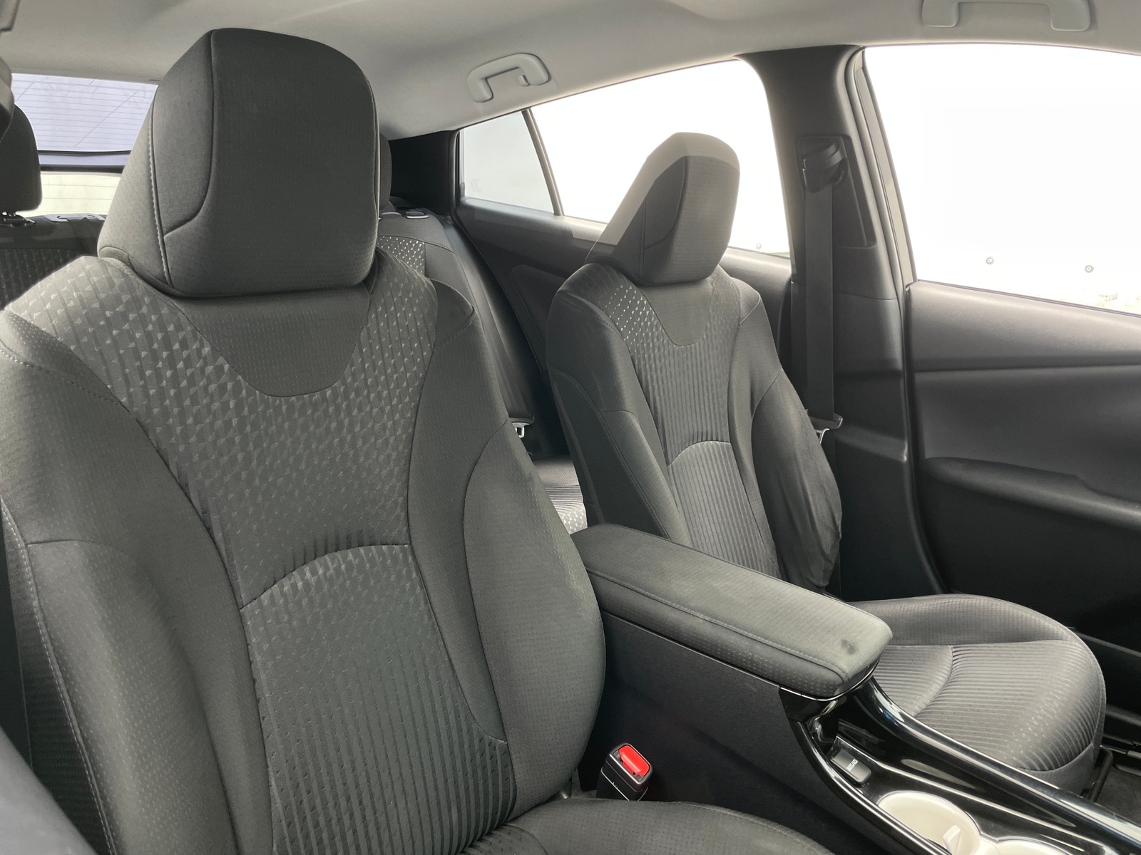 Thumbnail: 2016 Toyota Prius - 2