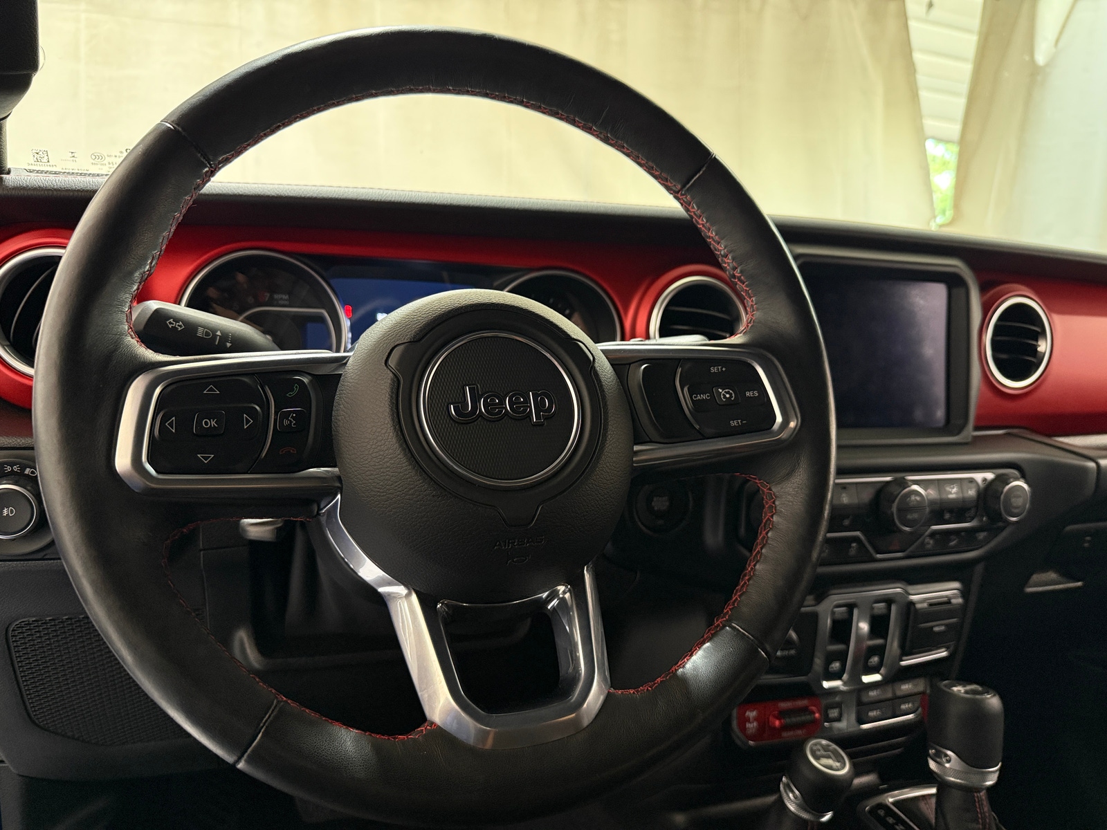 Thumbnail: 2019 Jeep Wrangler - 4