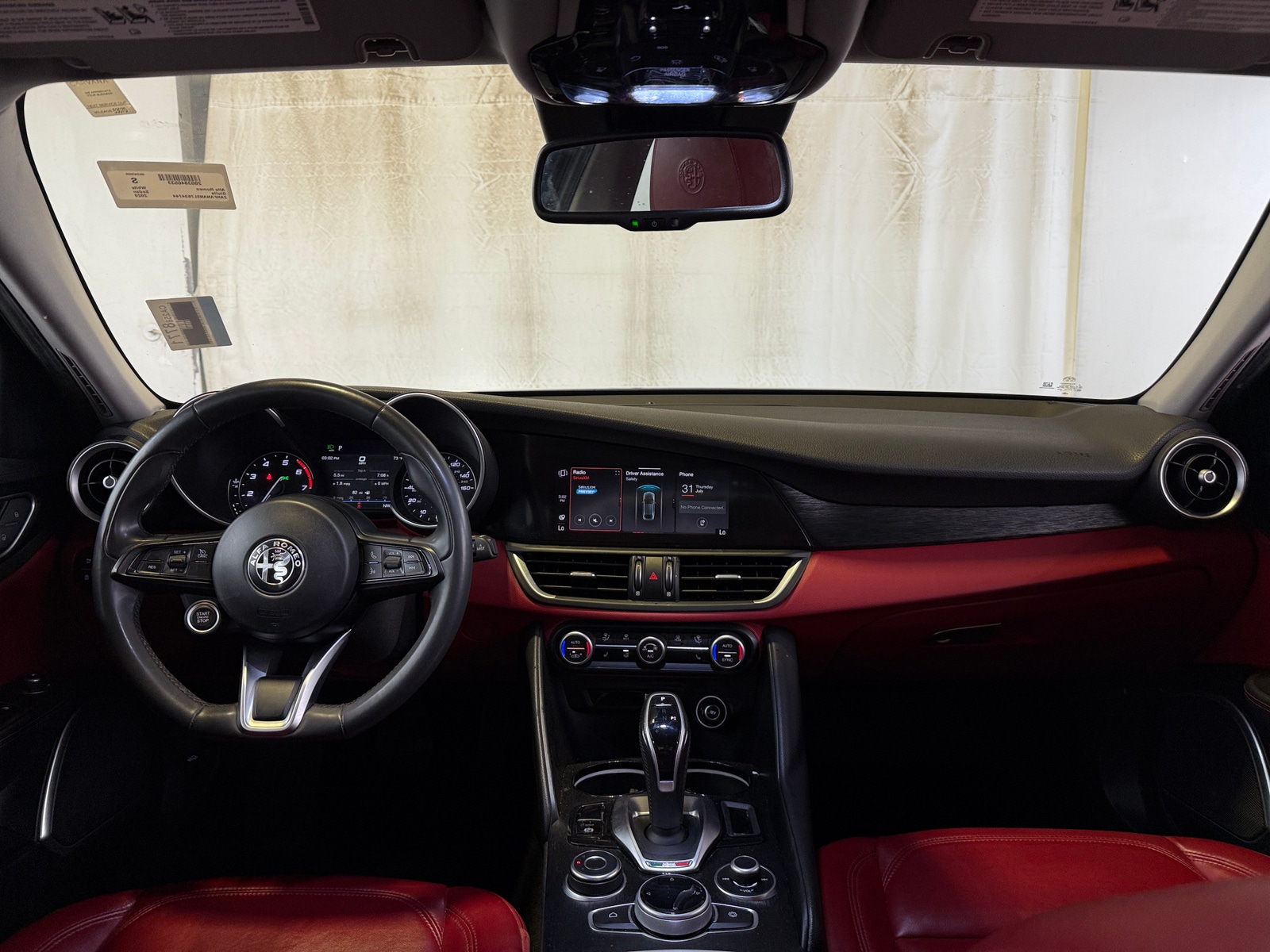 Thumbnail: 2020 Alfa Romeo Giulia - 2