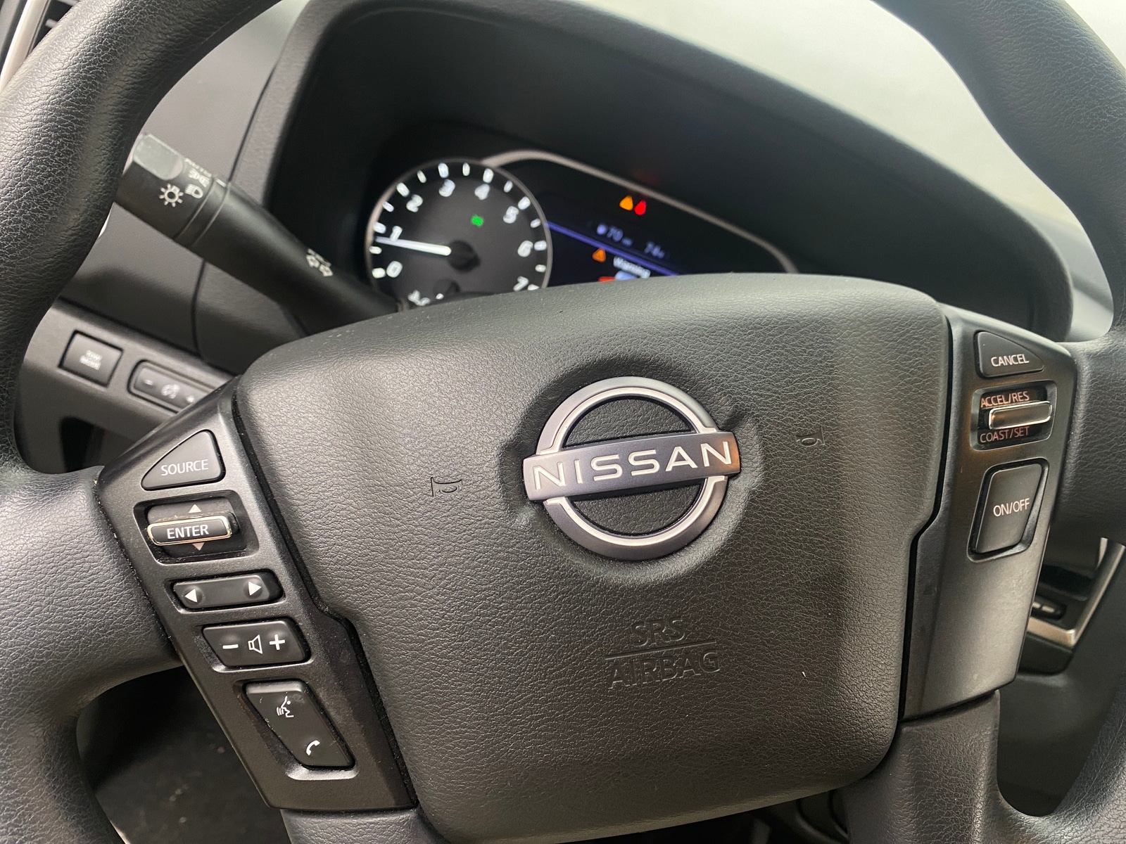 Thumbnail: 2022 Nissan Frontier - 5