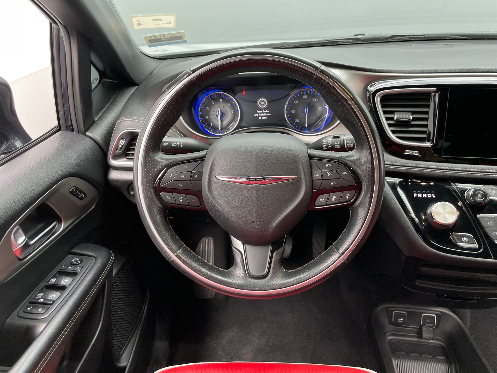 Thumbnail: 2020 Chrysler Pacifica - 4