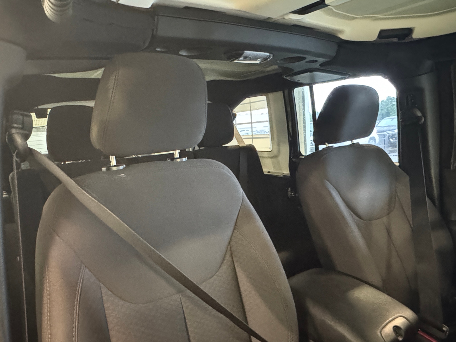 Thumbnail: 2017 Jeep Wrangler - 2