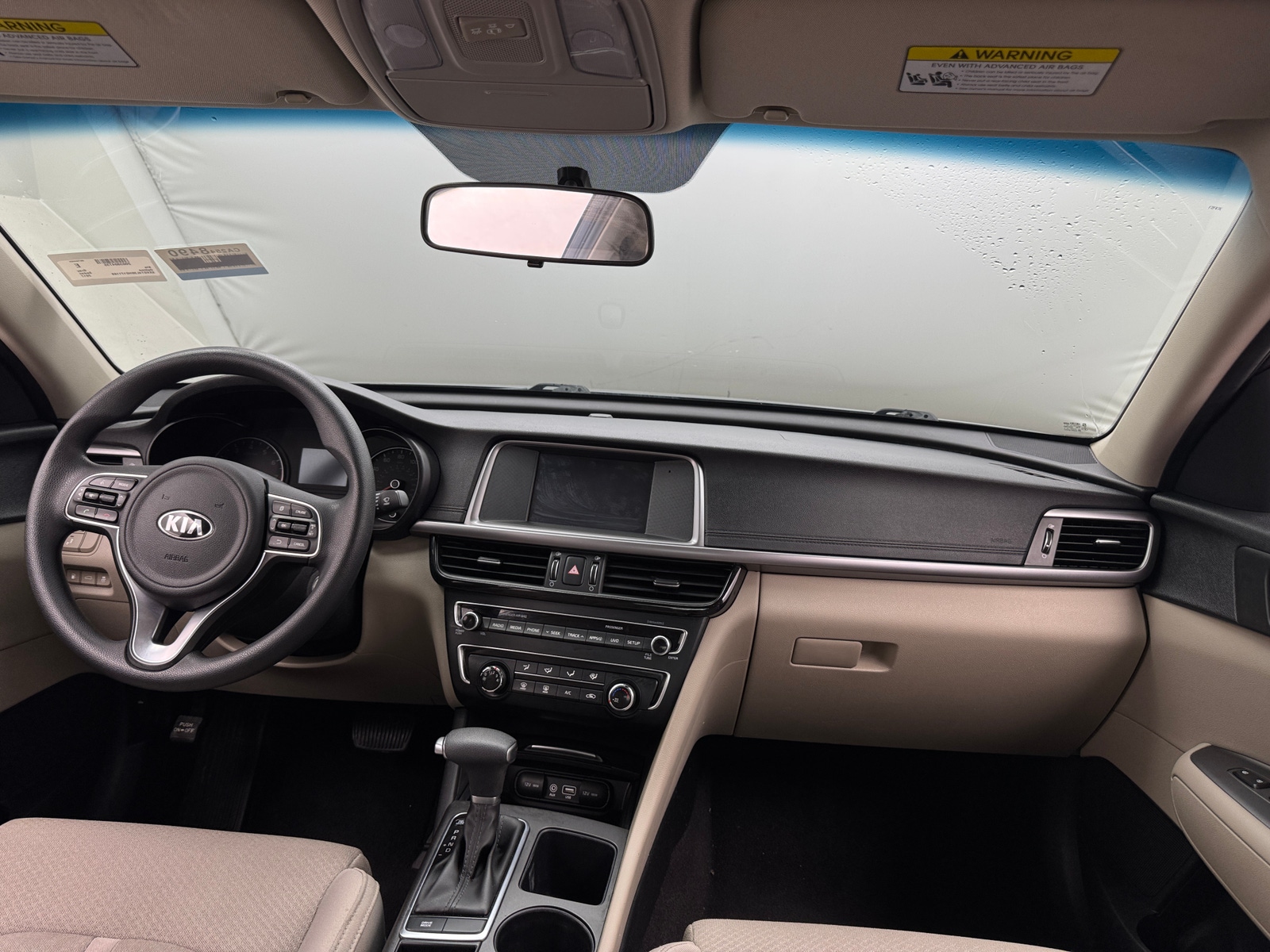 Thumbnail: 2017 Kia Optima - 3