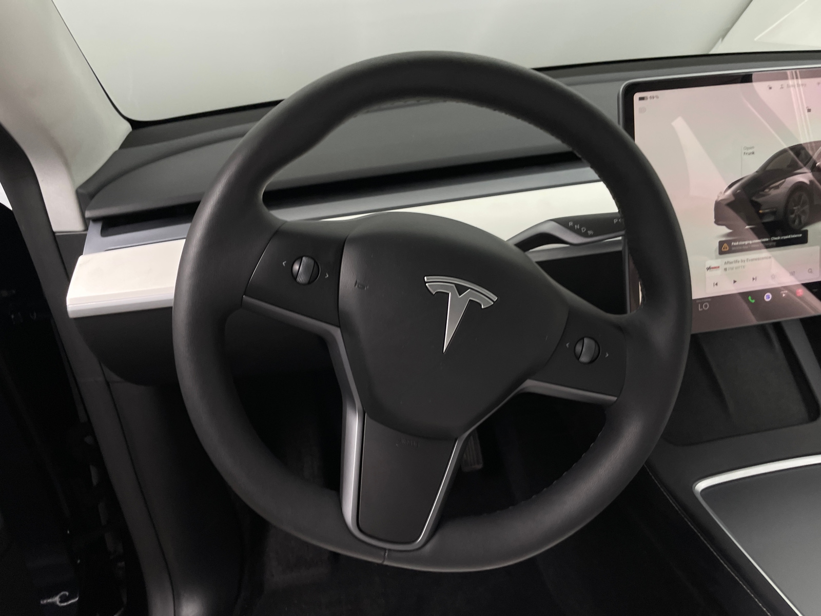 Thumbnail: 2024 Tesla Model Y - 4