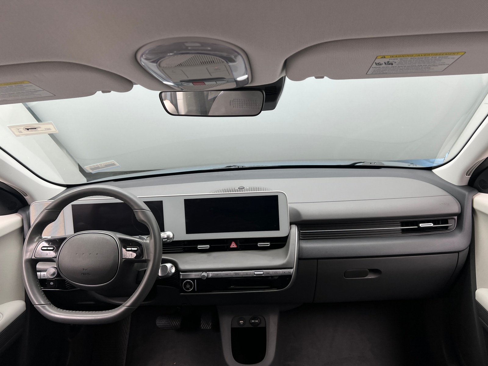Thumbnail: 2023 Hyundai Ioniq 5 - 3