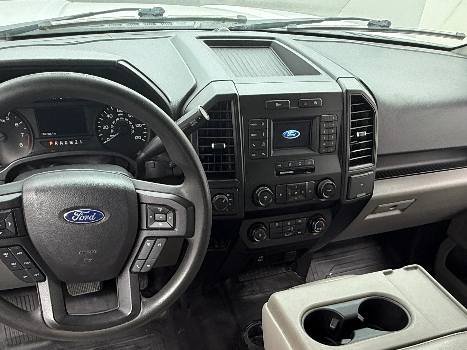 Thumbnail: 2019 Ford Econoline - 3