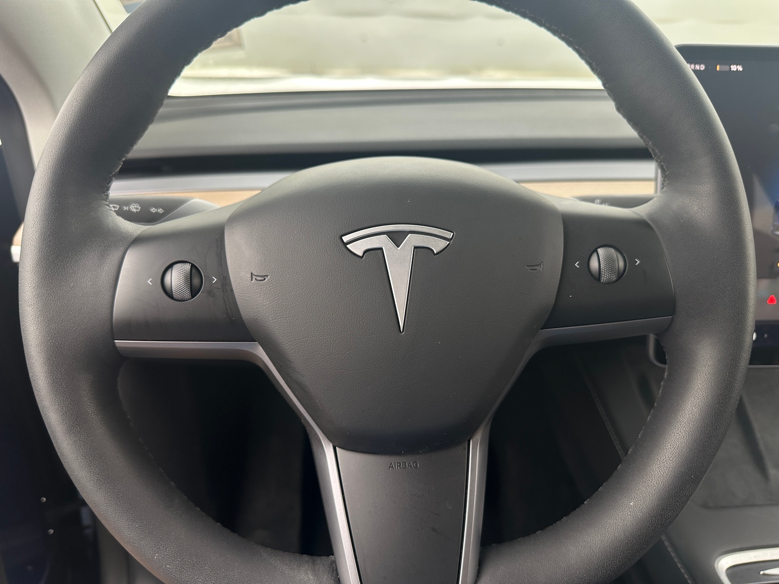 Thumbnail: 2023 Tesla Model Y - 4