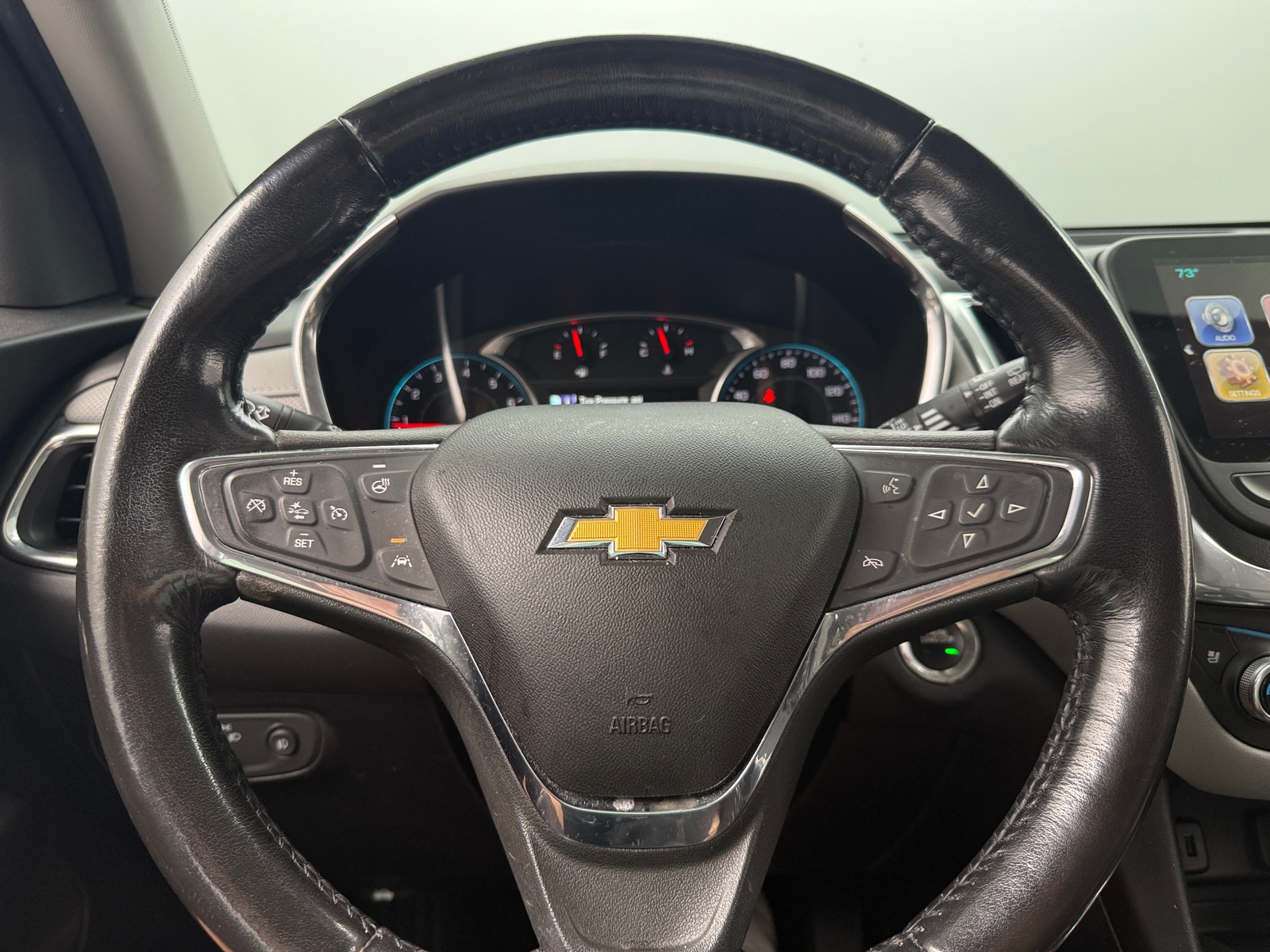 Thumbnail: 2018 Chevrolet Equinox - 4