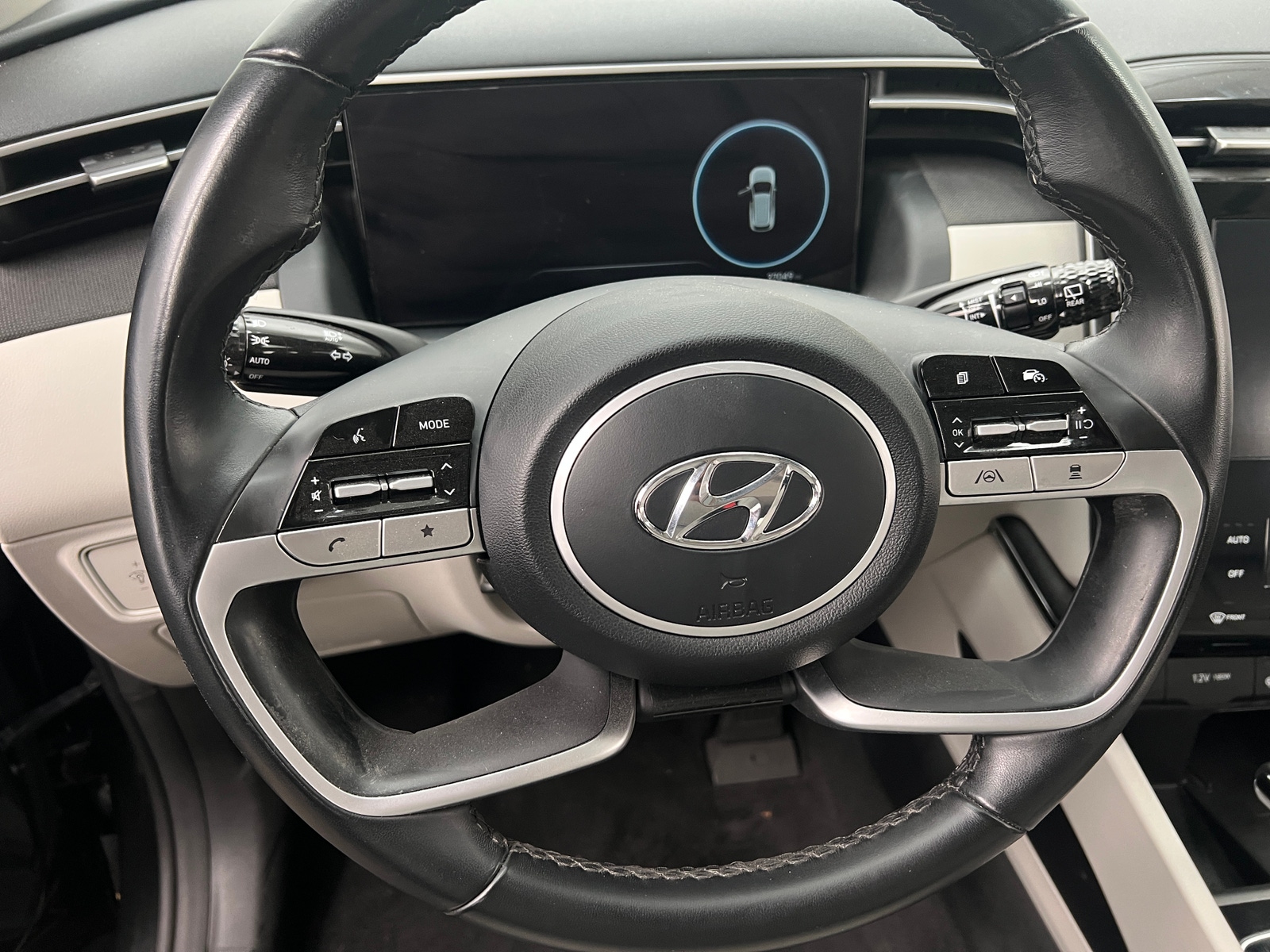 Thumbnail: 2022 Hyundai Tucson - 4