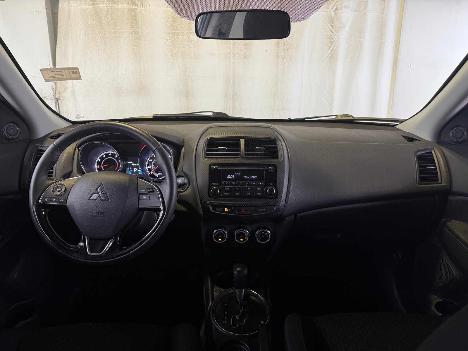 Thumbnail: 2017 Mitsubishi Outlander Sport - 3