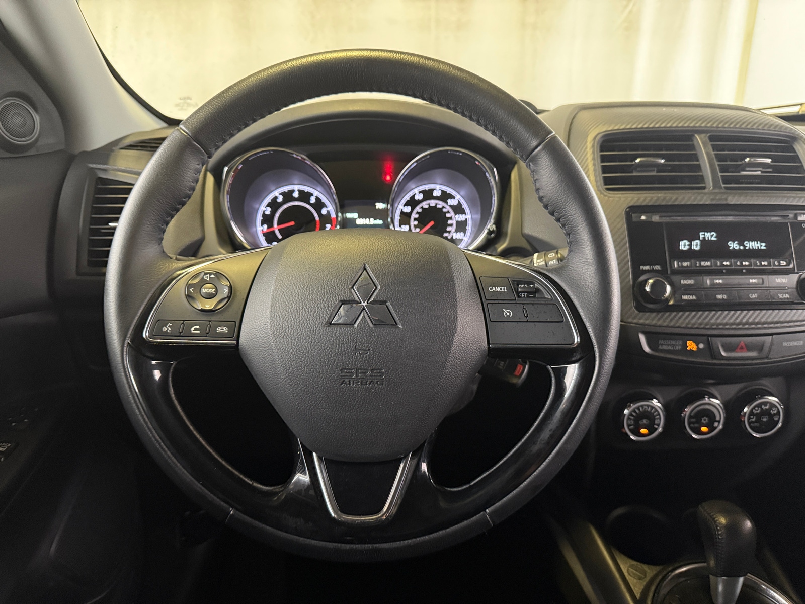 Thumbnail: 2017 Mitsubishi Outlander Sport - 5