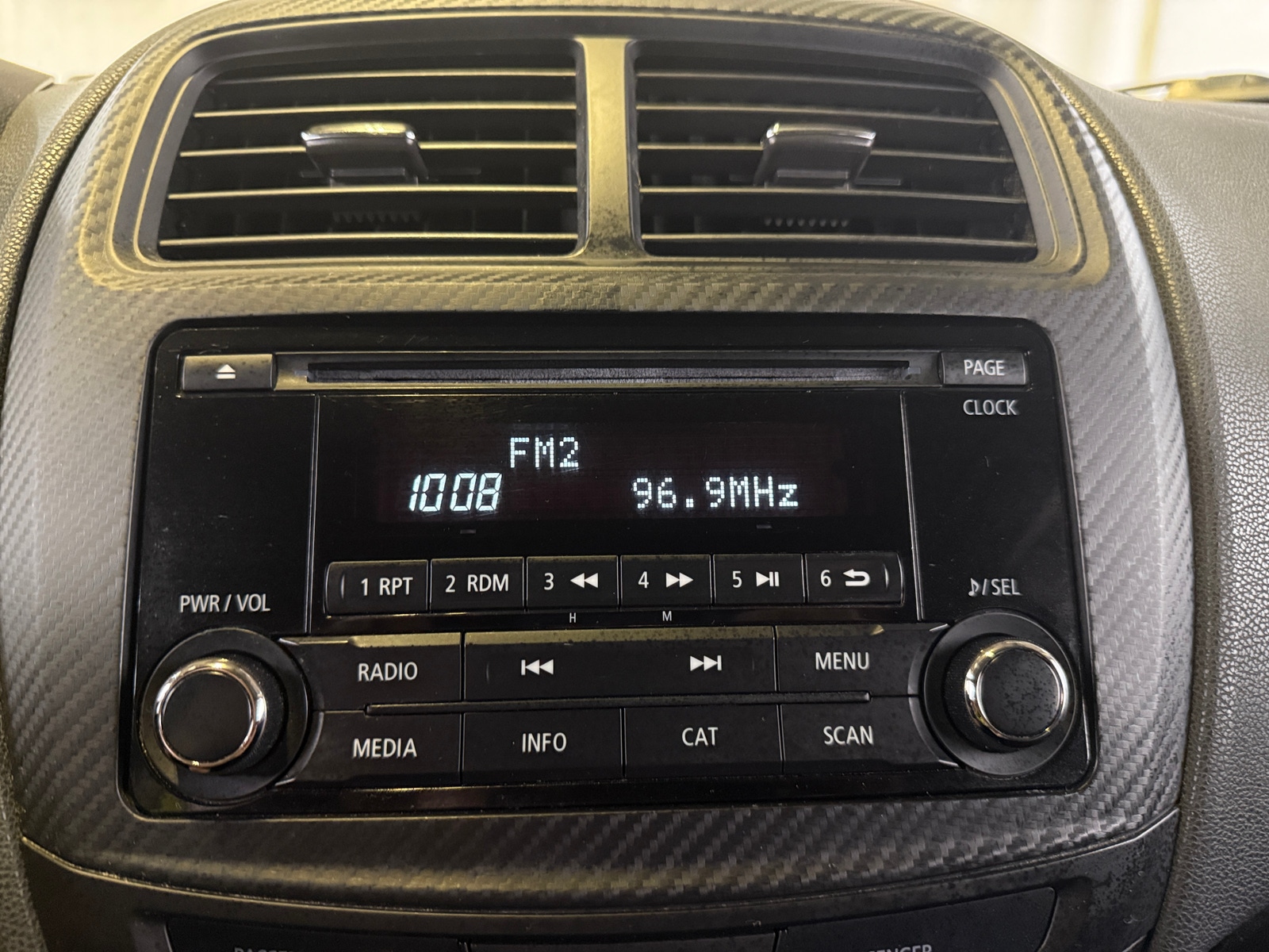 Thumbnail: 2017 Mitsubishi Outlander Sport - 4