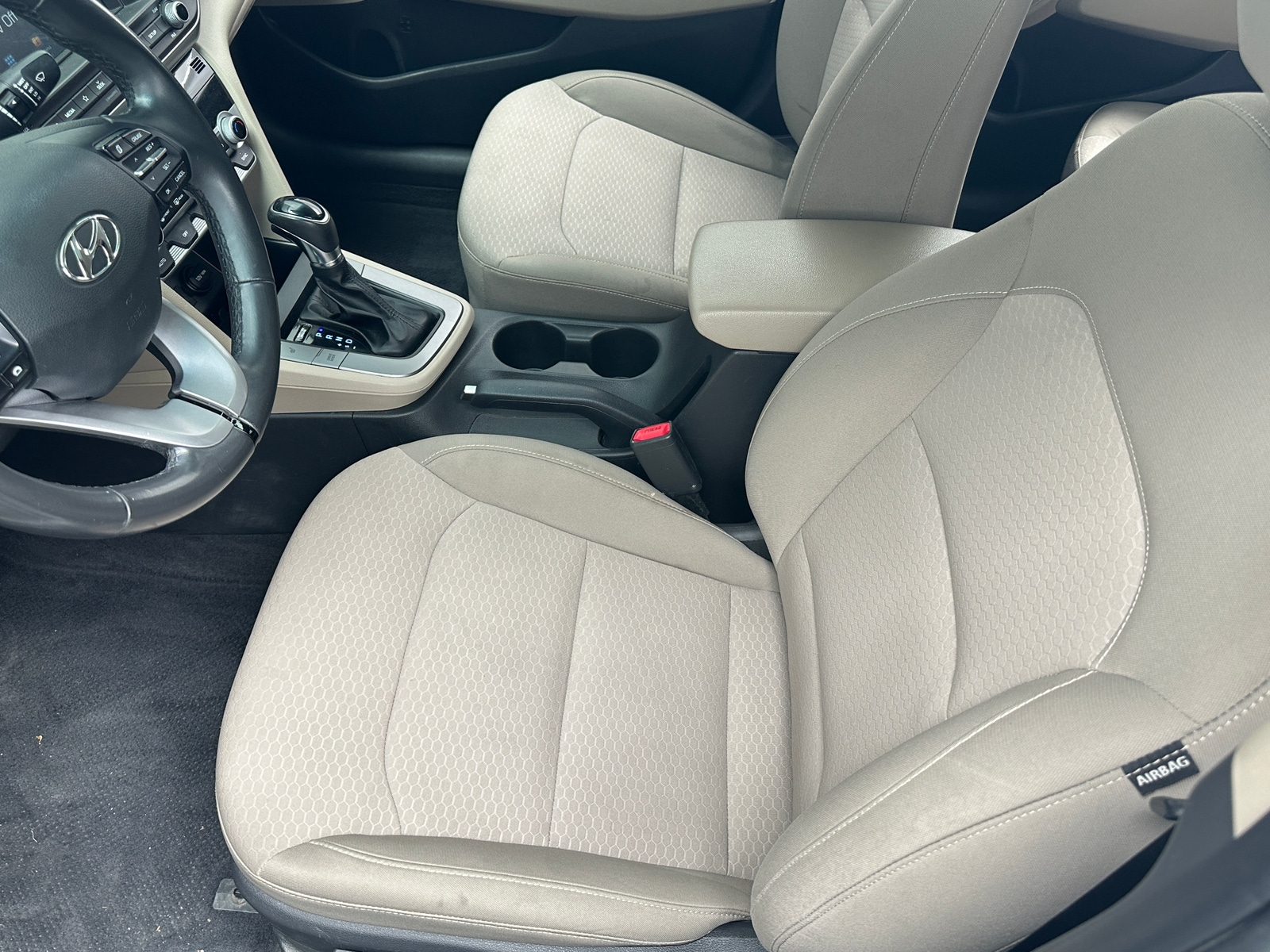 Thumbnail: 2020 Hyundai Elantra - 2