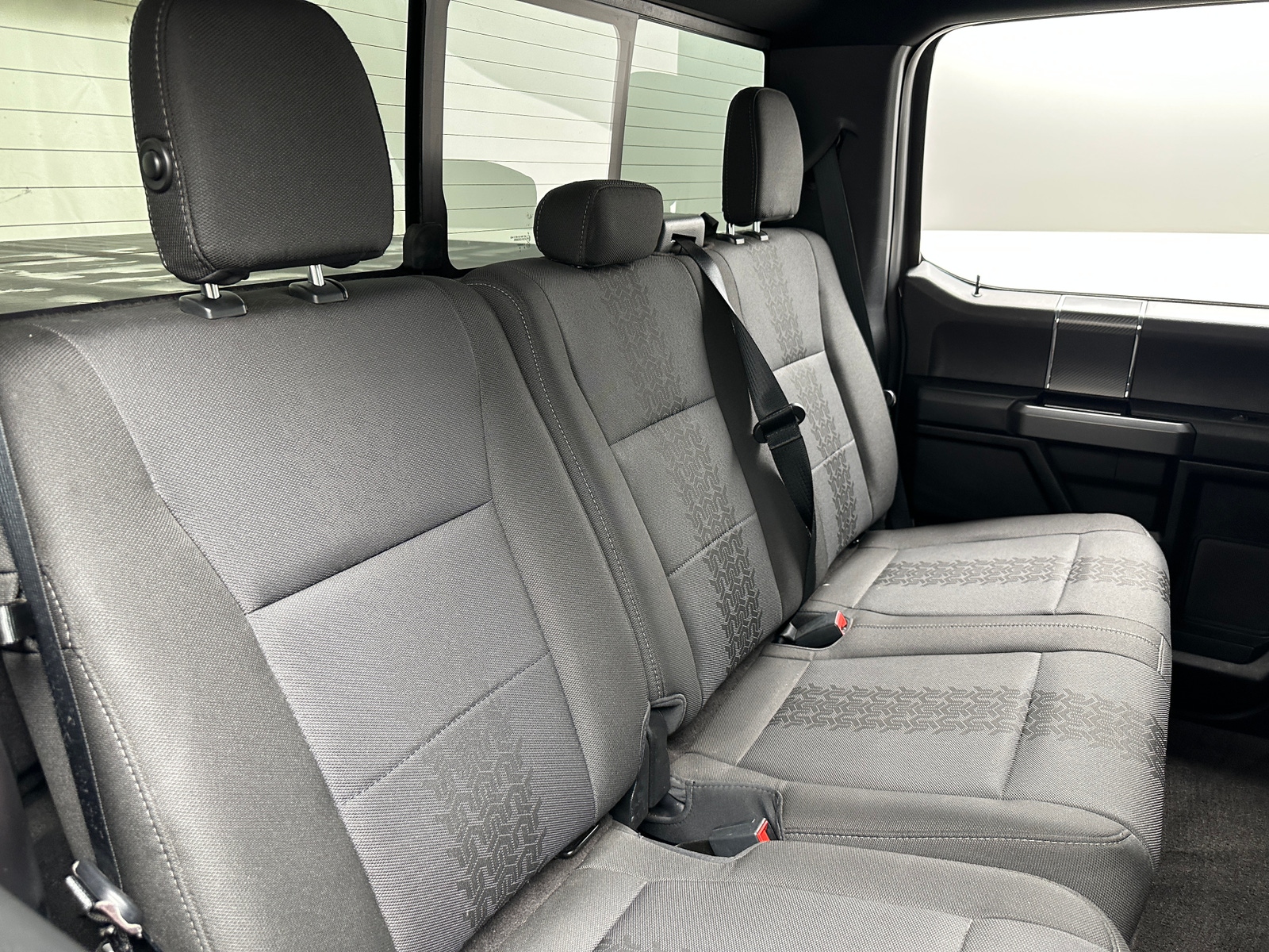 Thumbnail: 2018 Ford Econoline - 6