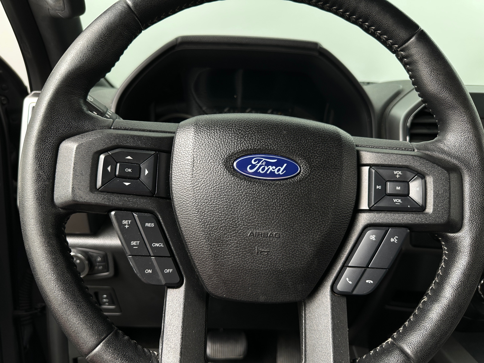 Thumbnail: 2018 Ford Econoline - 5
