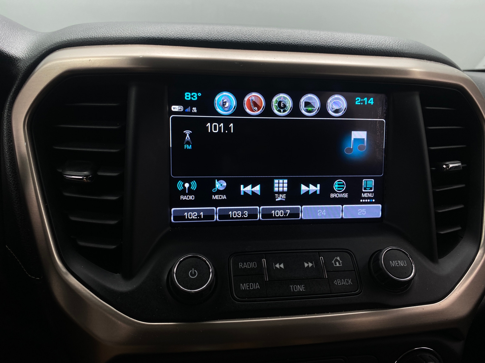 Thumbnail: 2018 GMC Acadia - 3