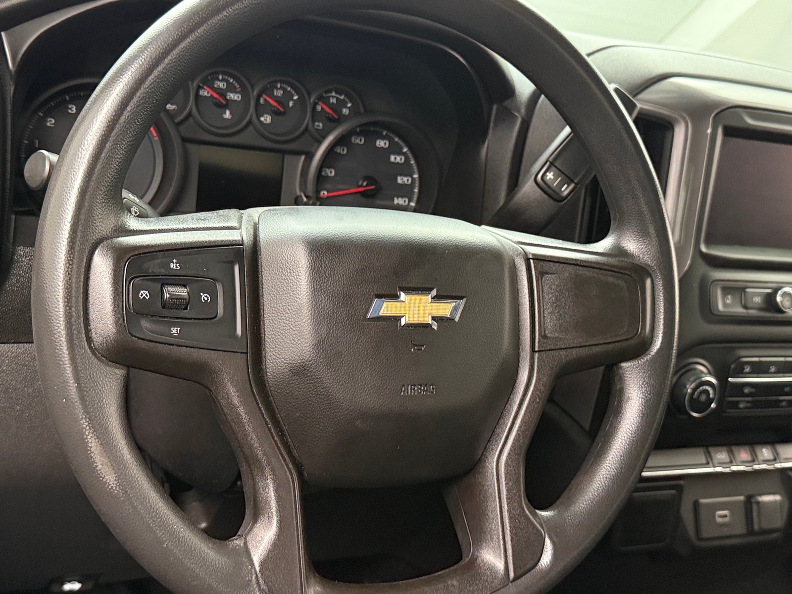 Thumbnail: 2020 Chevrolet Silverado 1500 - 5