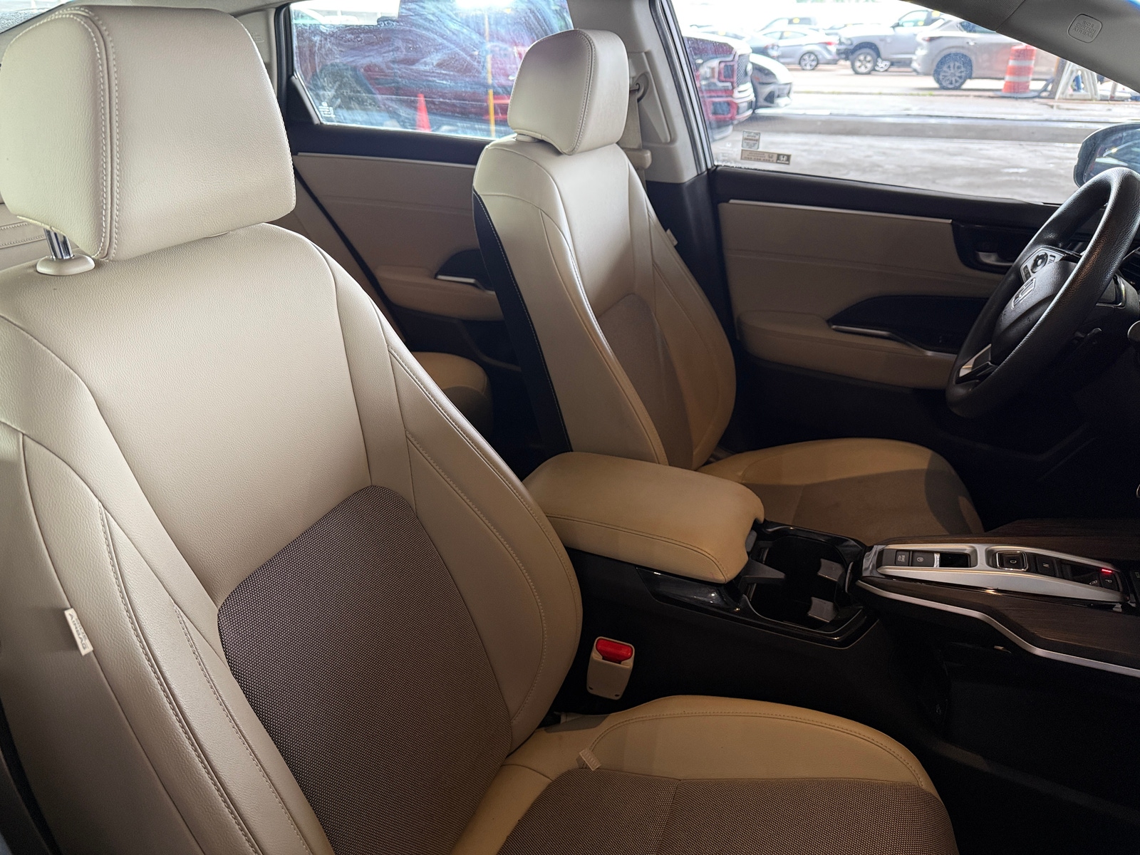 Thumbnail: 2018 Honda Clarity - 2