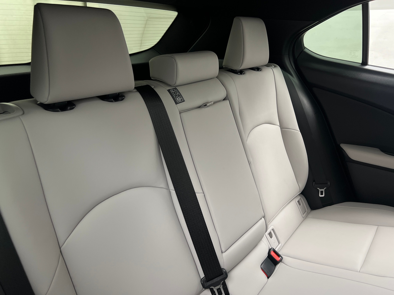 Thumbnail: 2021 Lexus UX - 5