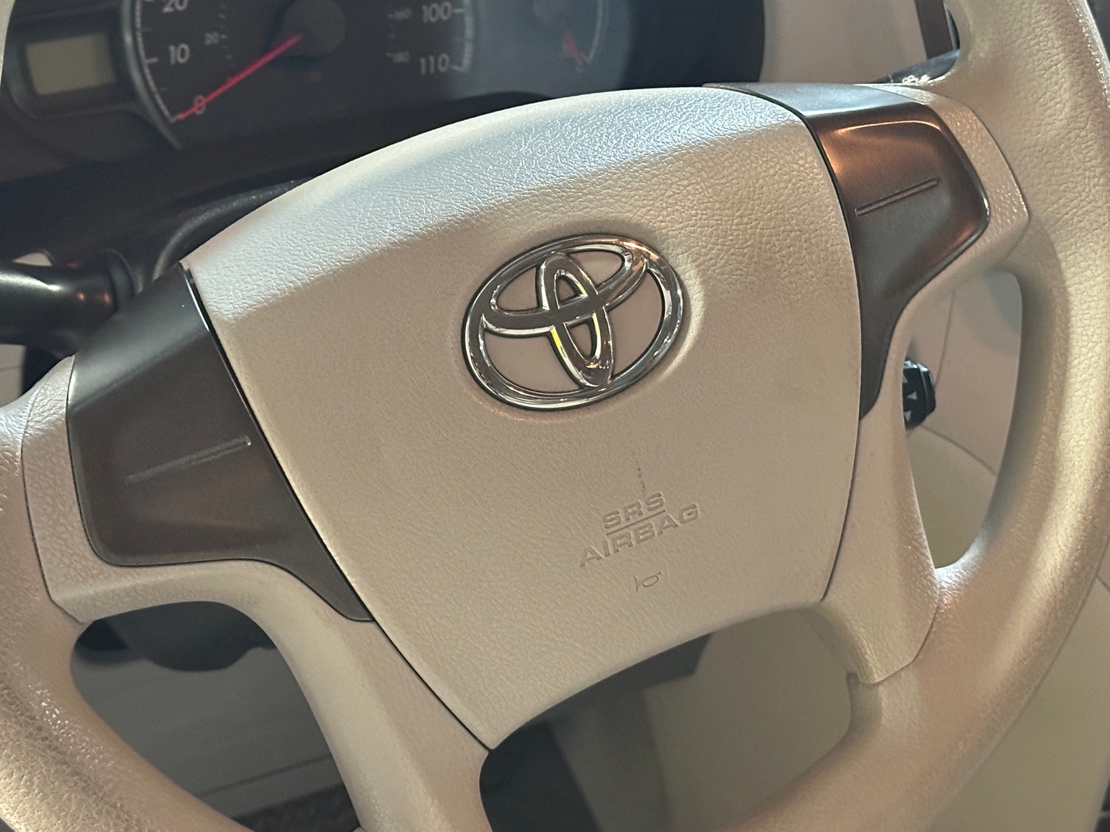 Thumbnail: 2012 Toyota Sienna - 5