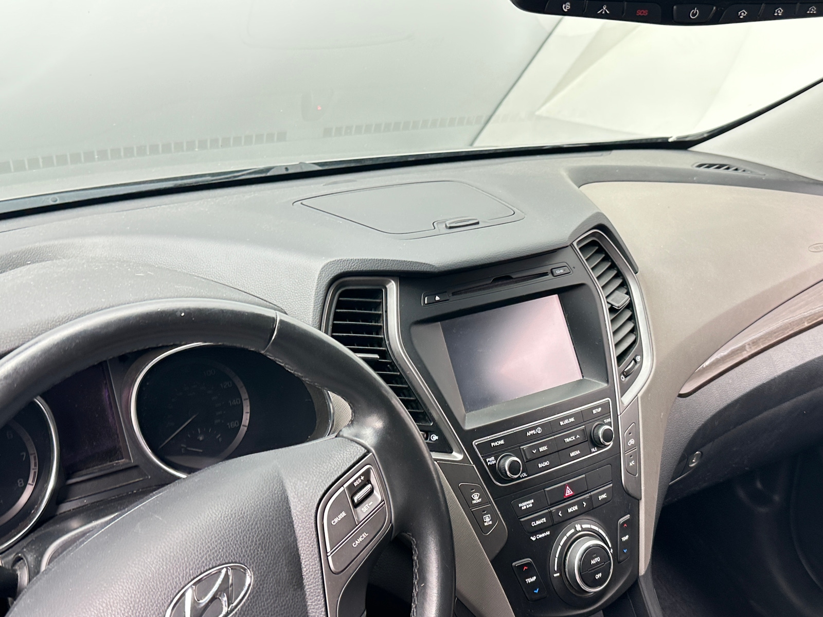 Thumbnail: 2017 Hyundai Santa Fe - 2