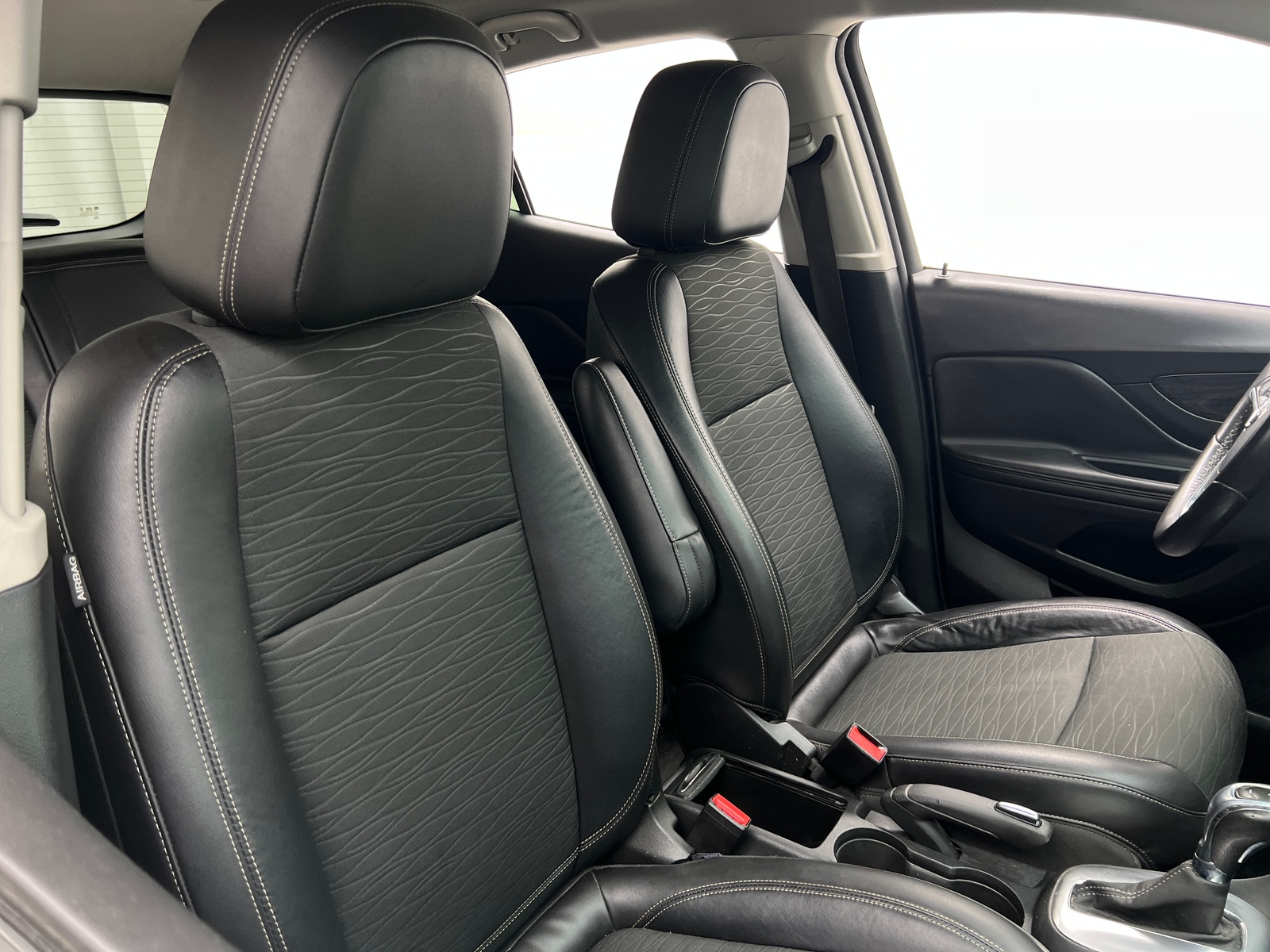 Thumbnail: 2016 Buick Encore - 2