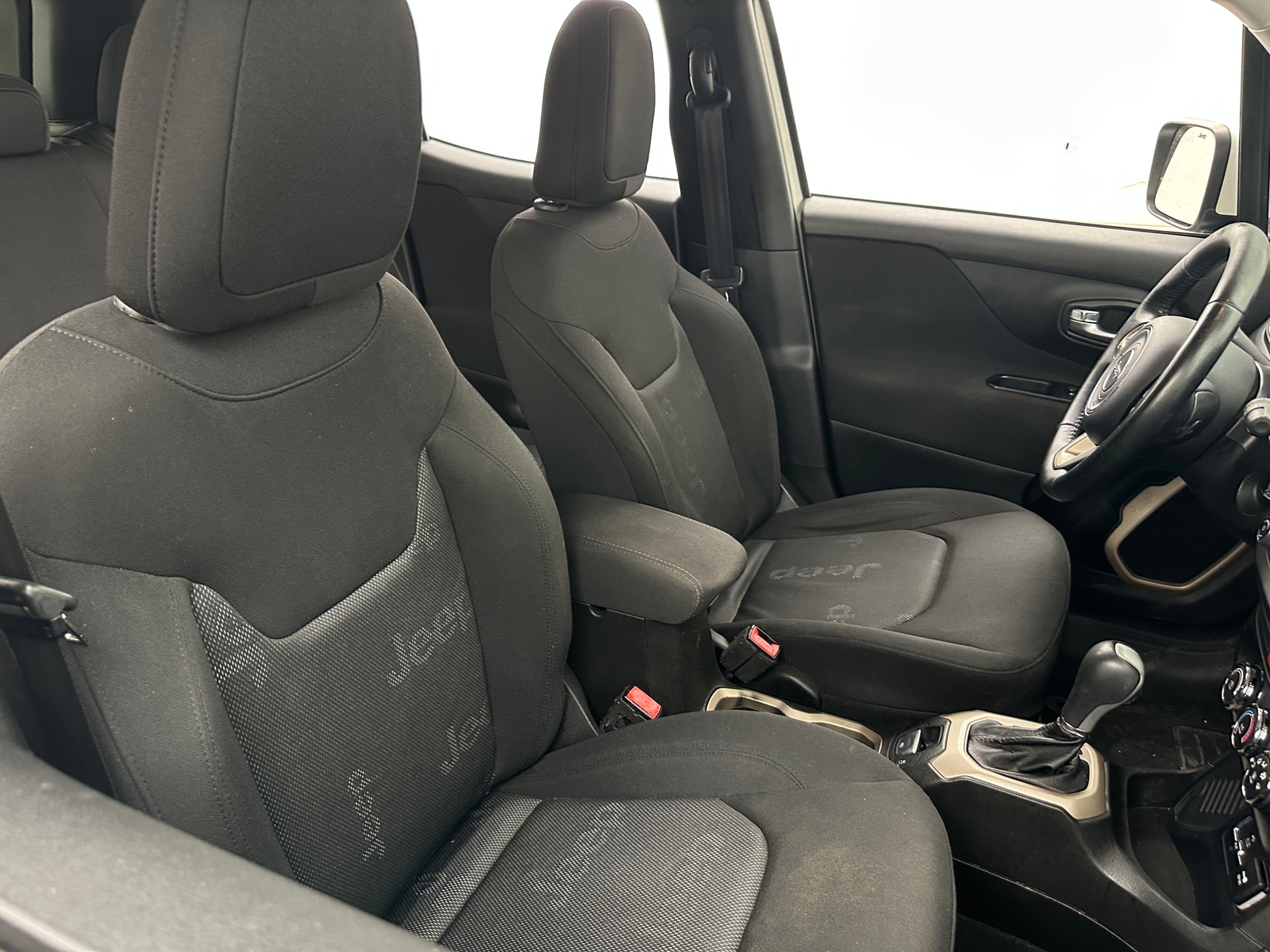 Thumbnail: 2017 Jeep Renegade - 2