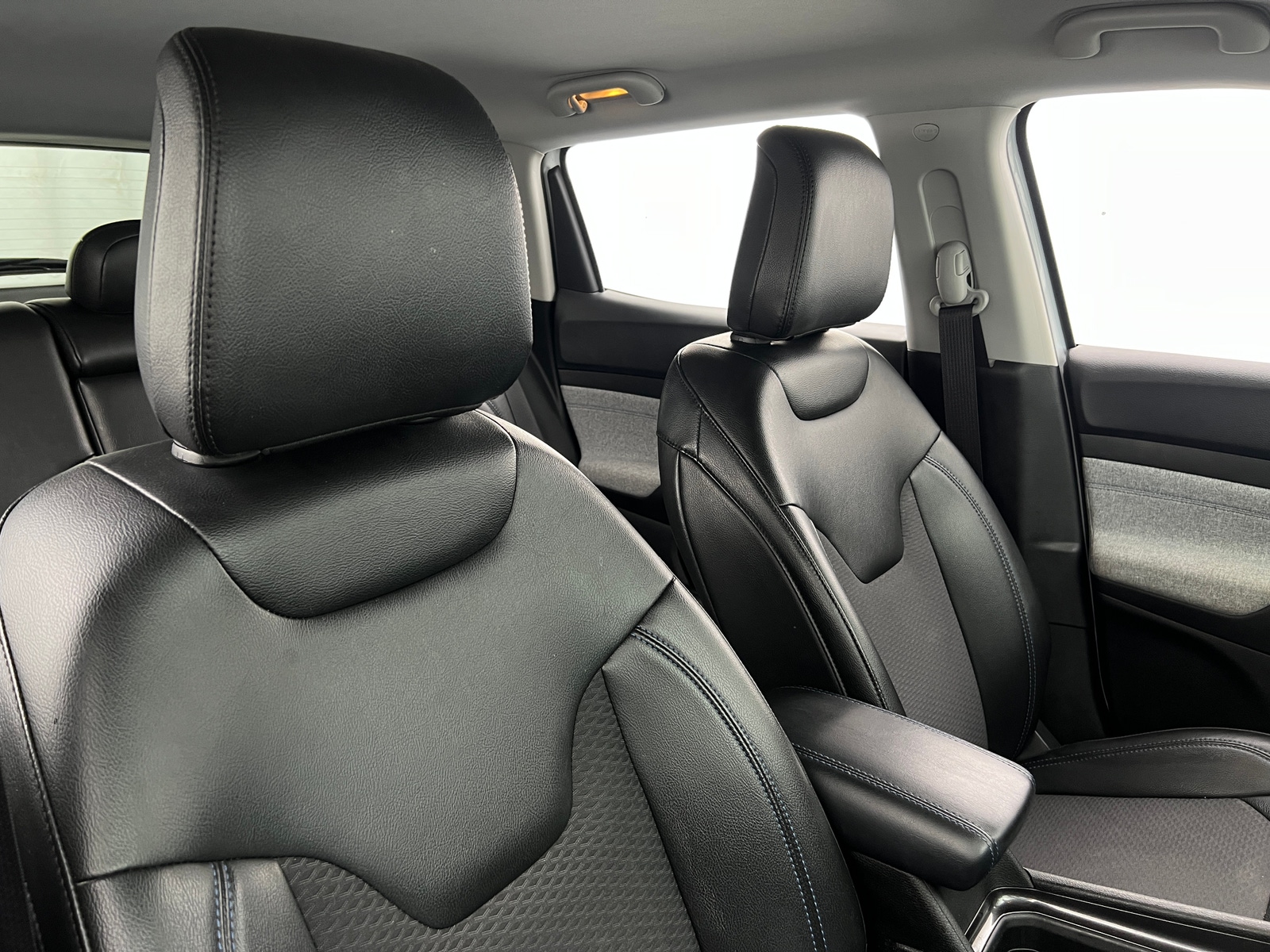 Thumbnail: 2022 Jeep Compass - 2