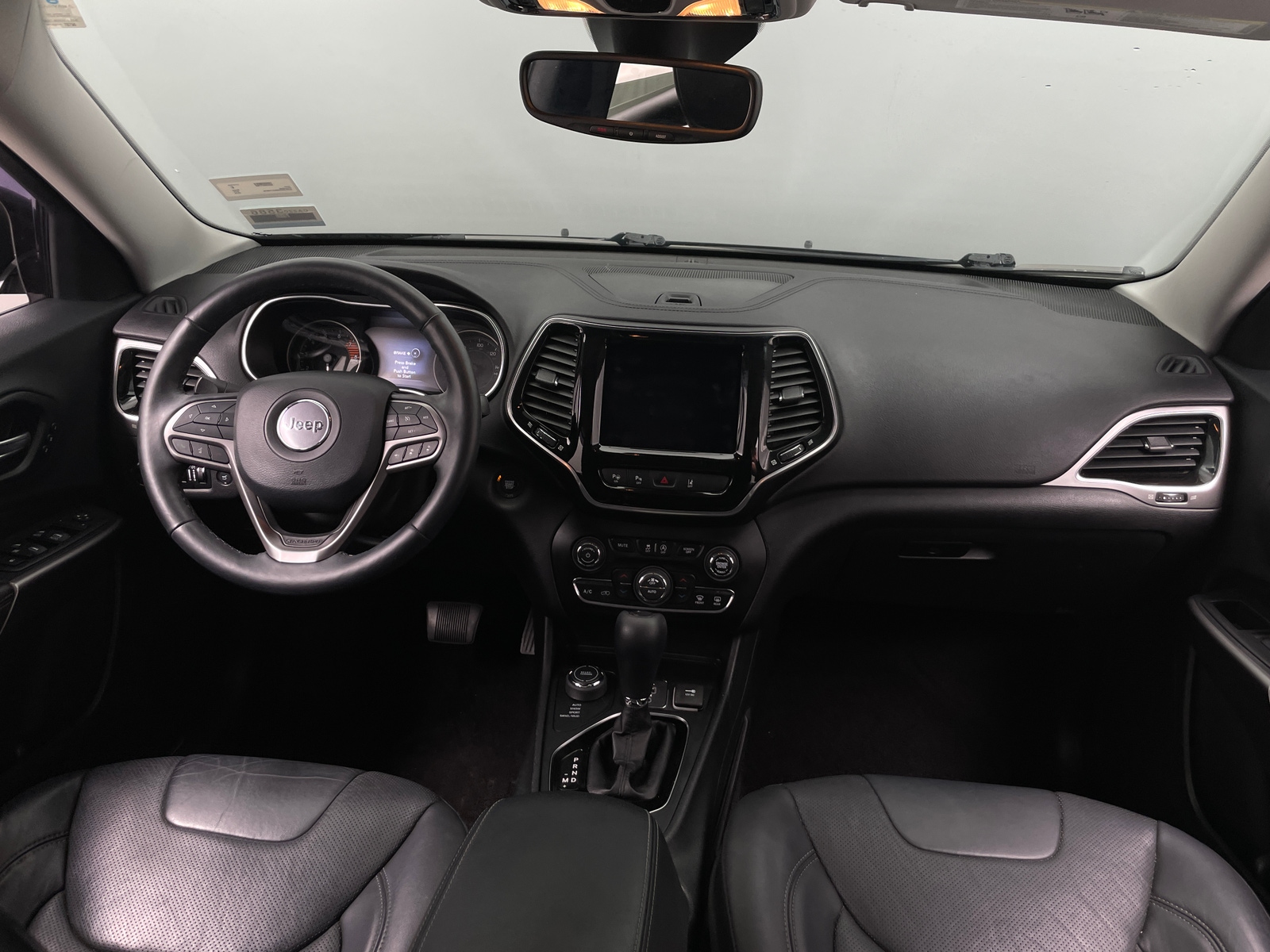 Thumbnail: 2019 Jeep Cherokee - 2