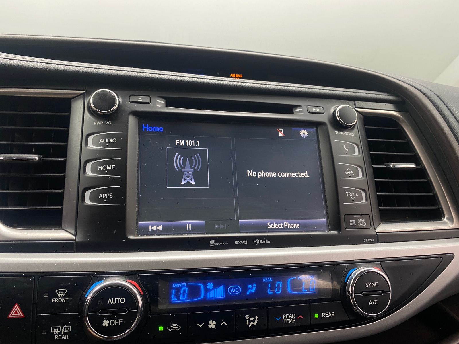 Thumbnail: 2019 Toyota Highlander - 3