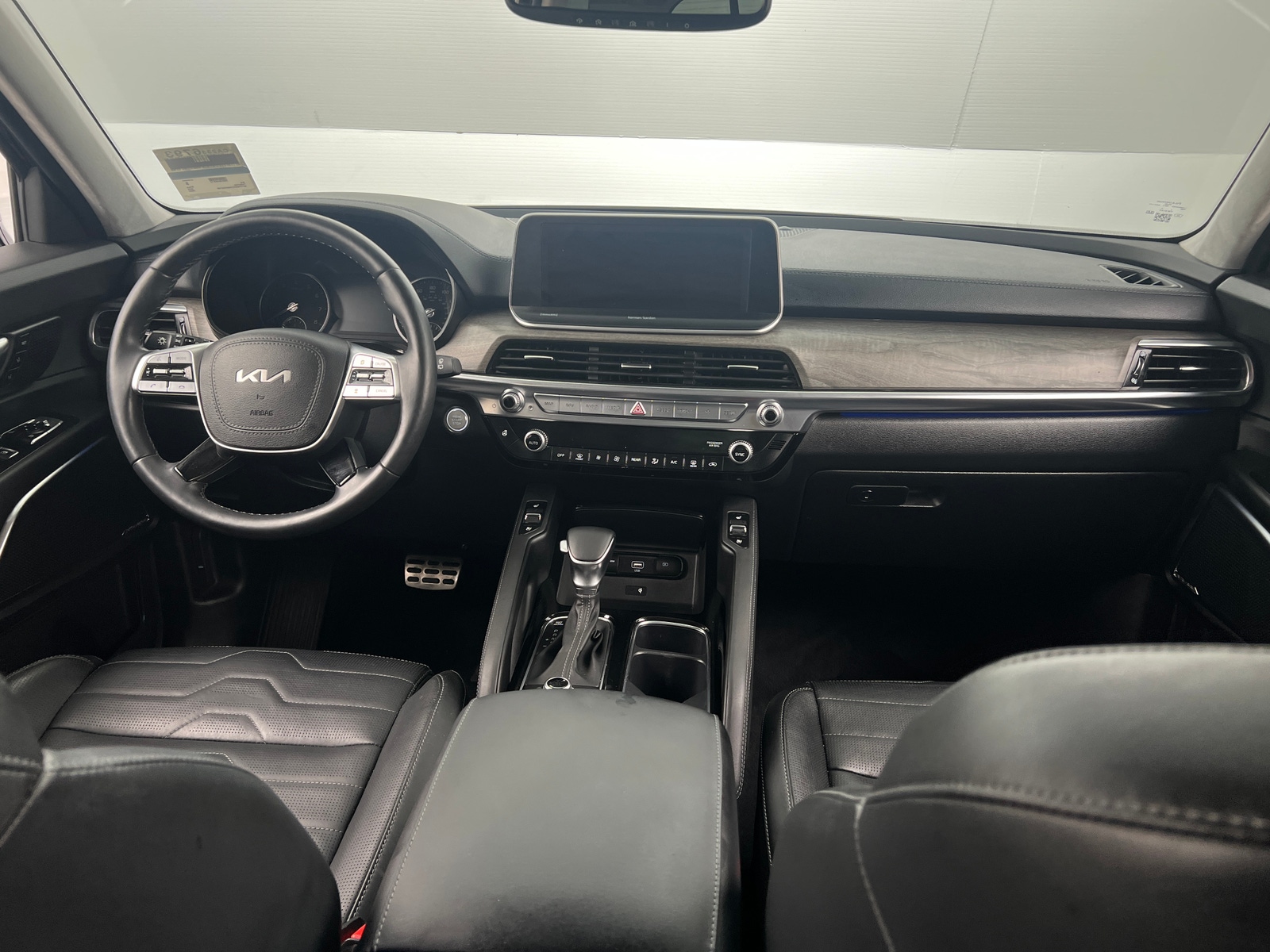 Thumbnail: 2022 Kia Telluride - 2