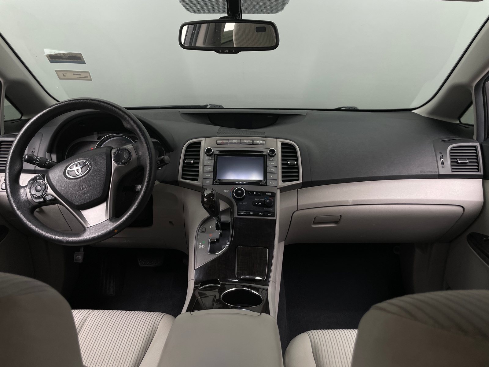 Thumbnail: 2015 Toyota Venza - 3
