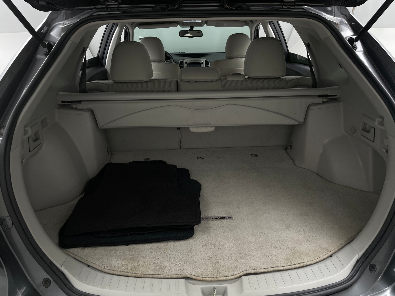 Thumbnail: 2015 Toyota Venza - 7