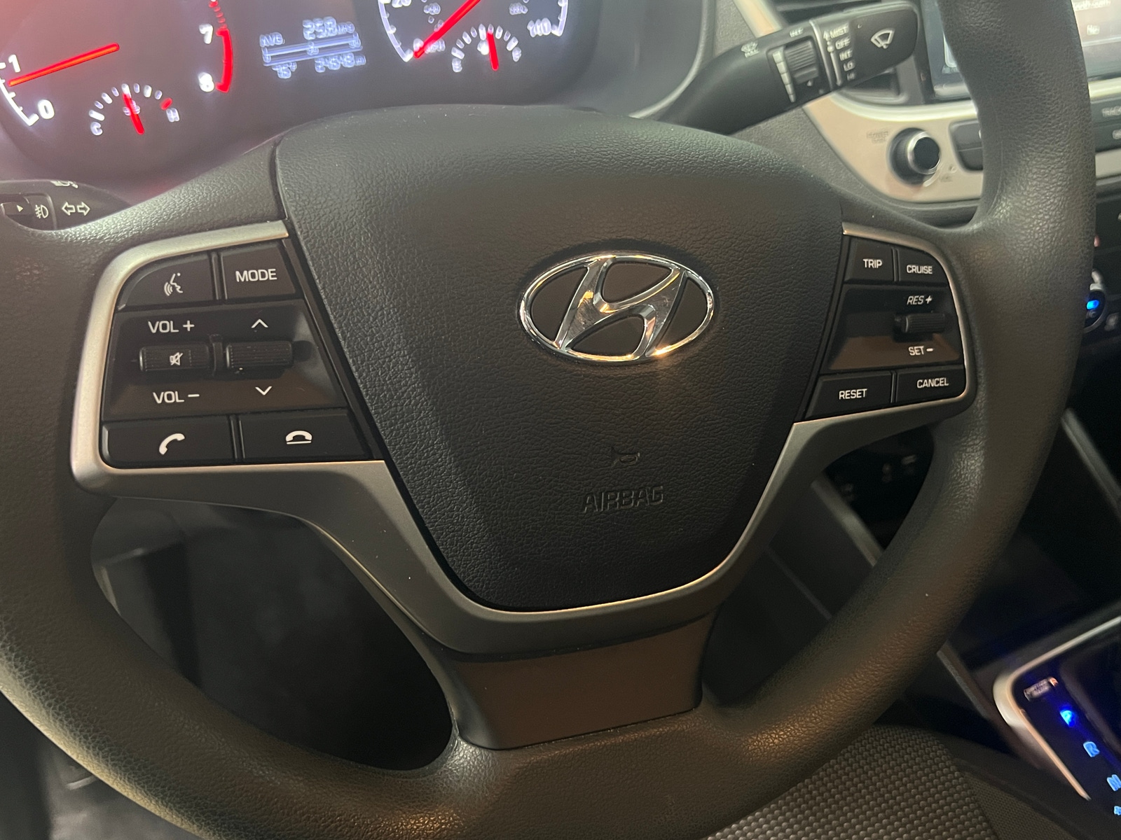 Thumbnail: 2021 Hyundai Accent - 5