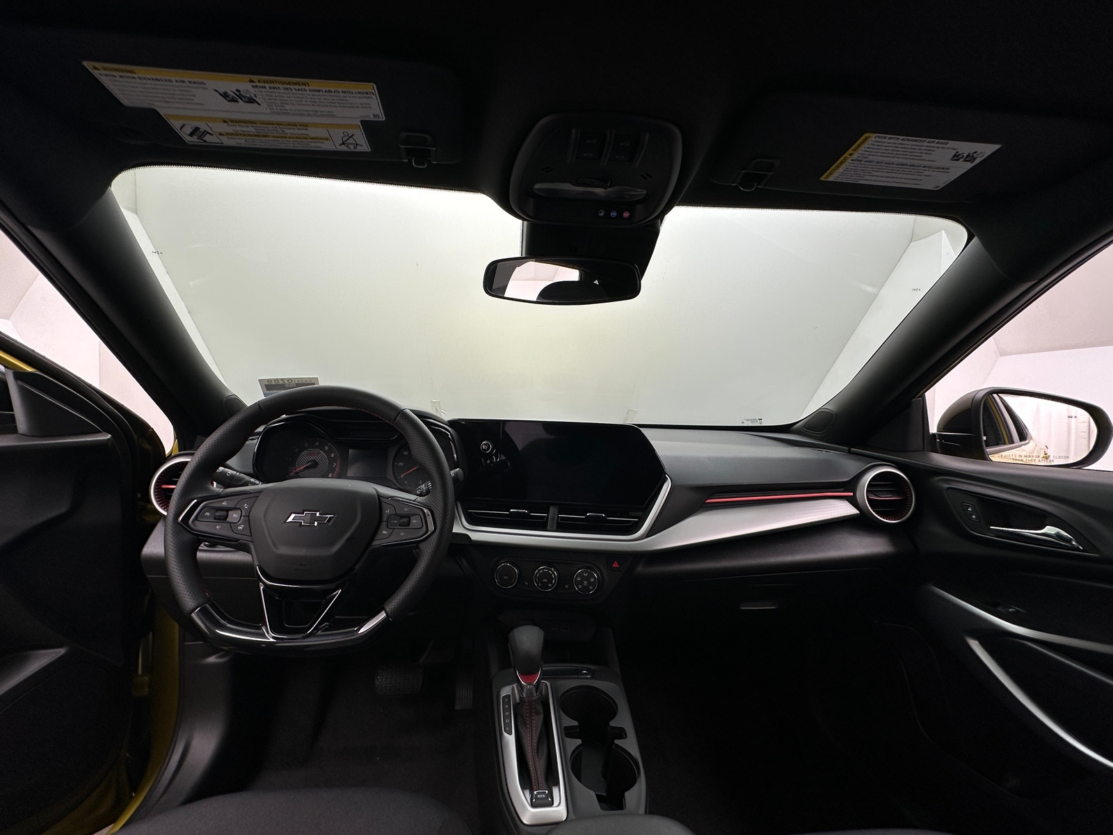 Thumbnail: 2025 Chevrolet Trax - 3