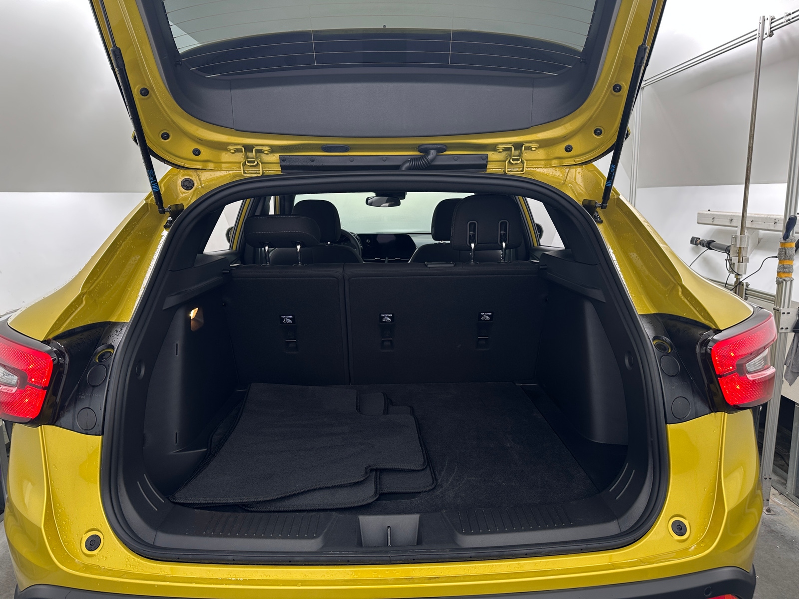 Thumbnail: 2025 Chevrolet Trax - 7