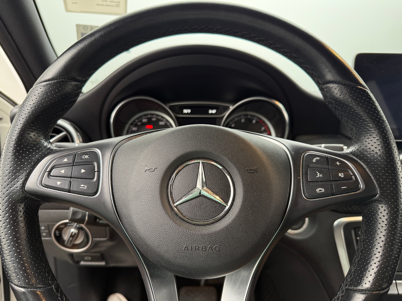 Thumbnail: 2019 Mercedes-Benz GLA - 4