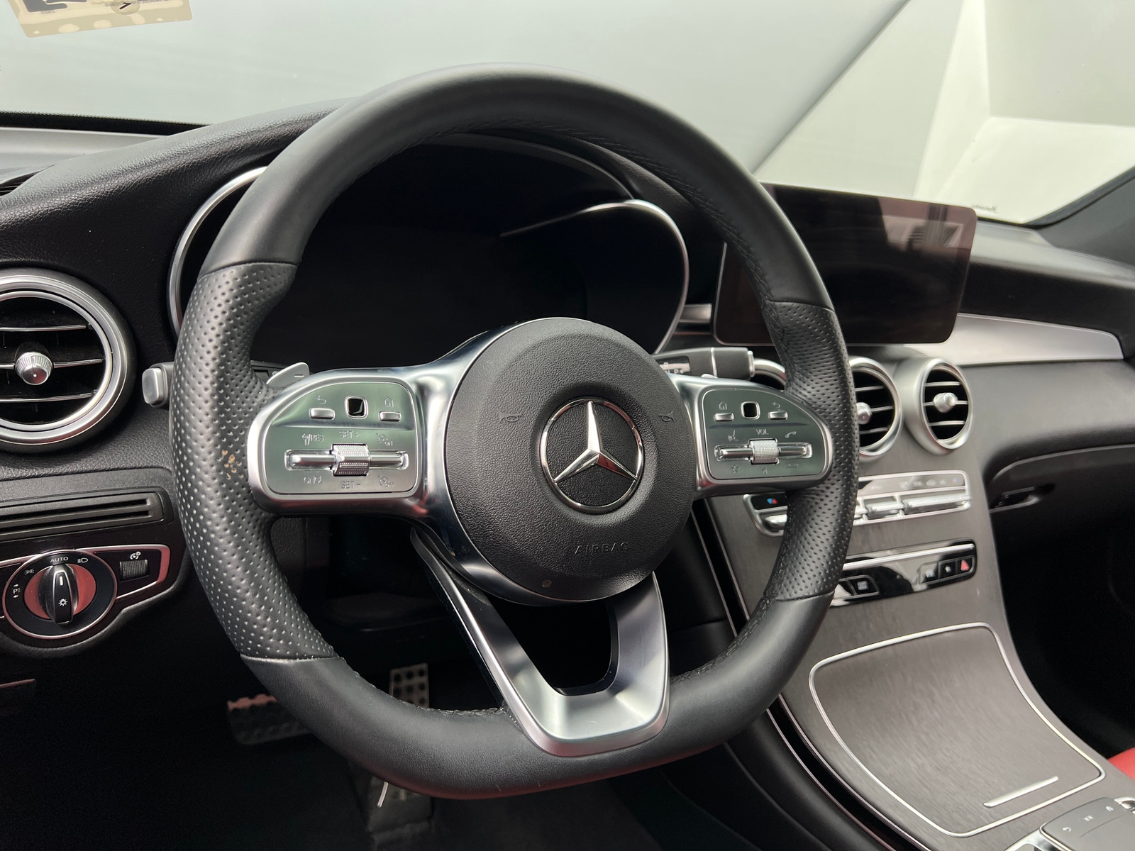 Thumbnail: 2022 Mercedes-Benz GLC - 4