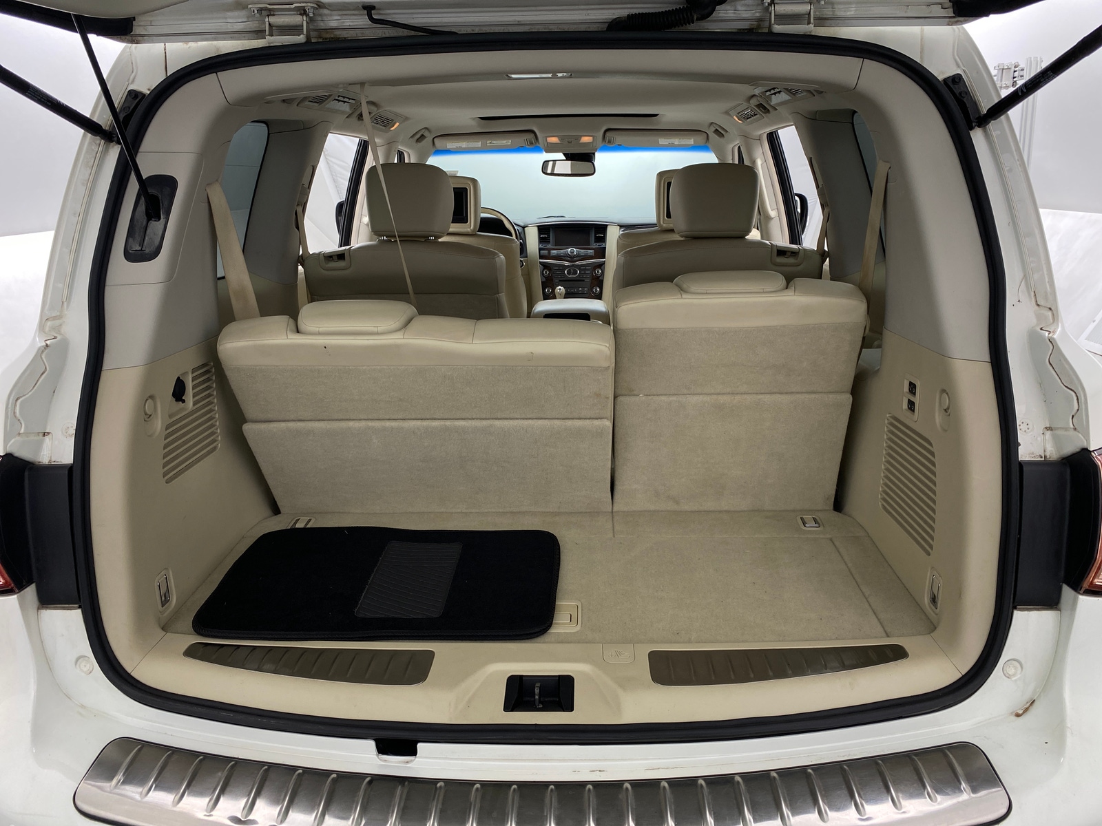 Thumbnail: 2014 INFINITI QX80 - 5